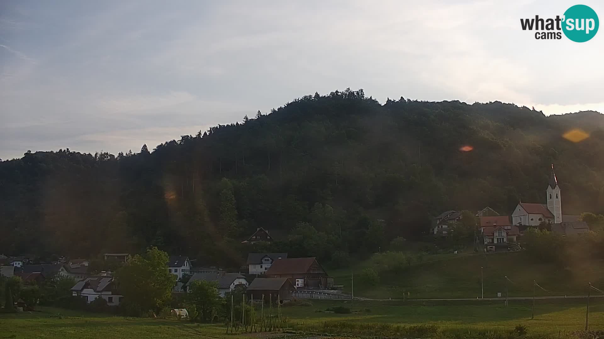 Live Webcam Polhov Gradec – Slovenia