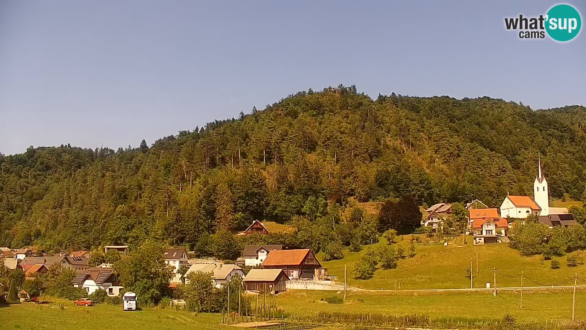 Live Webcam Polhov Gradec – Slovenia