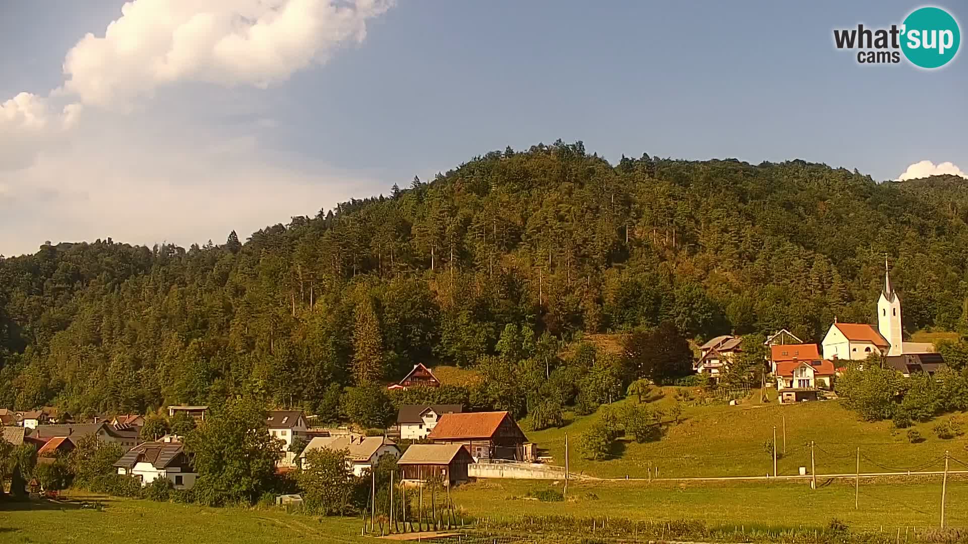 Web kamera uživo Polhov Gradec – Slovenija