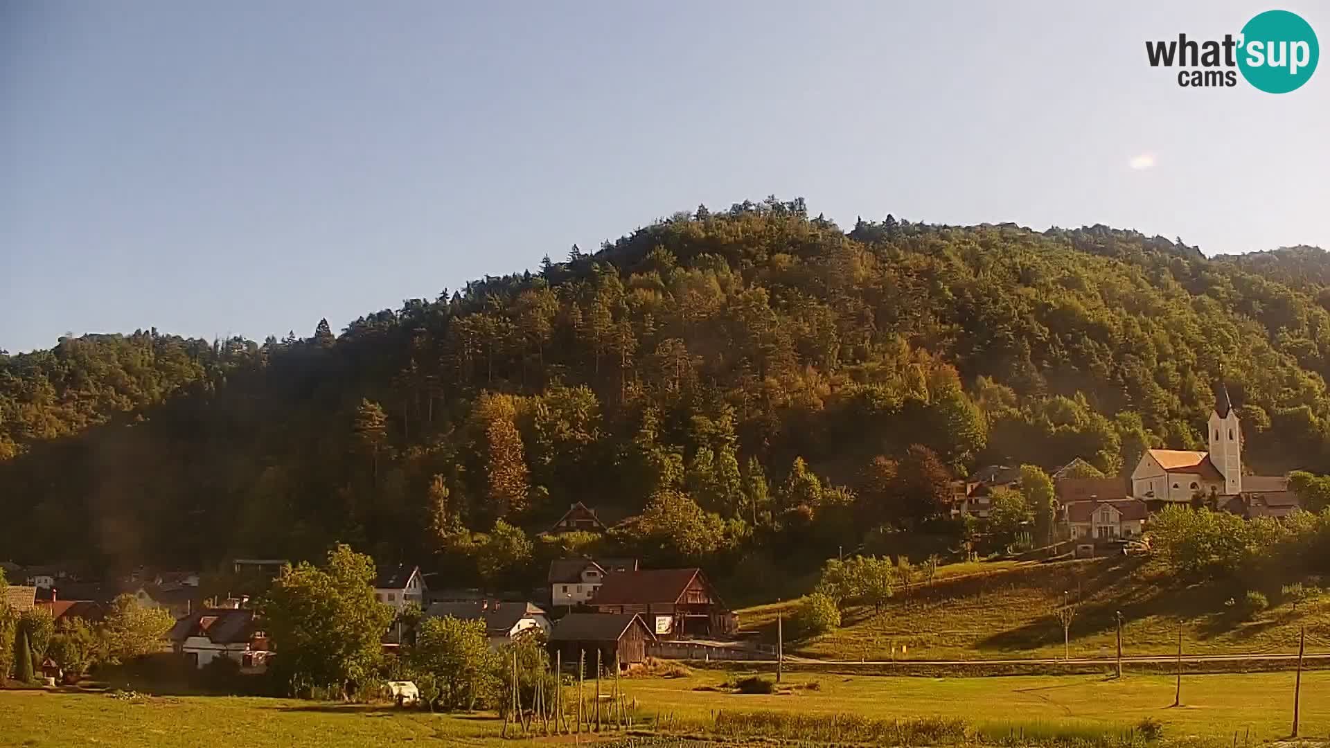 Spletna kamera Polhov Gradec