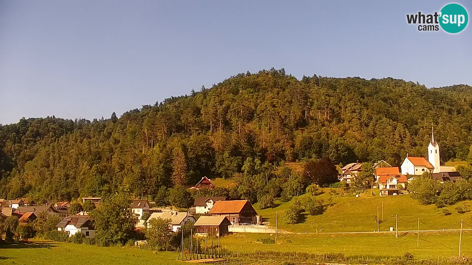 Live Webcam Polhov Gradec – Slovenia