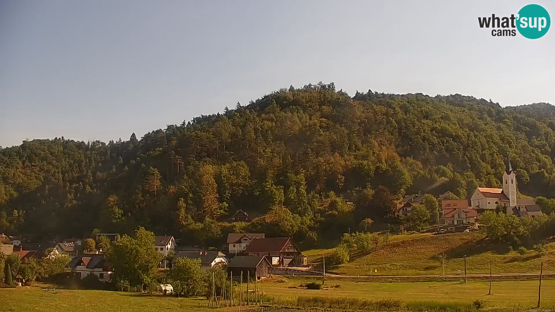 Live Webcam Polhov Gradec – Slovenia