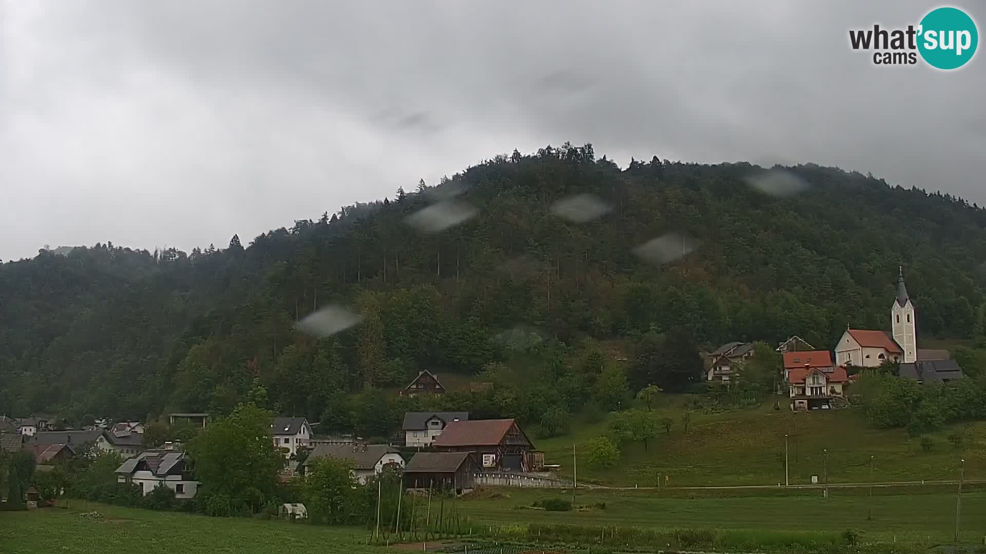 Web kamera uživo Polhov Gradec – Slovenija