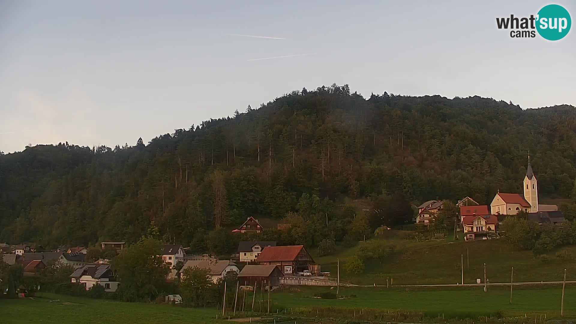 Spletna kamera Polhov Gradec