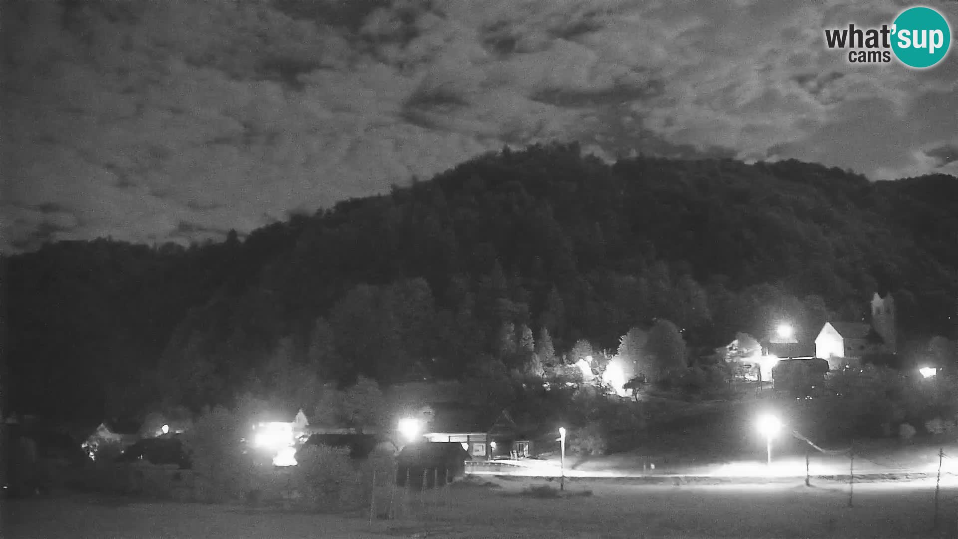 Live Webcam Polhov Gradec – Slovenia