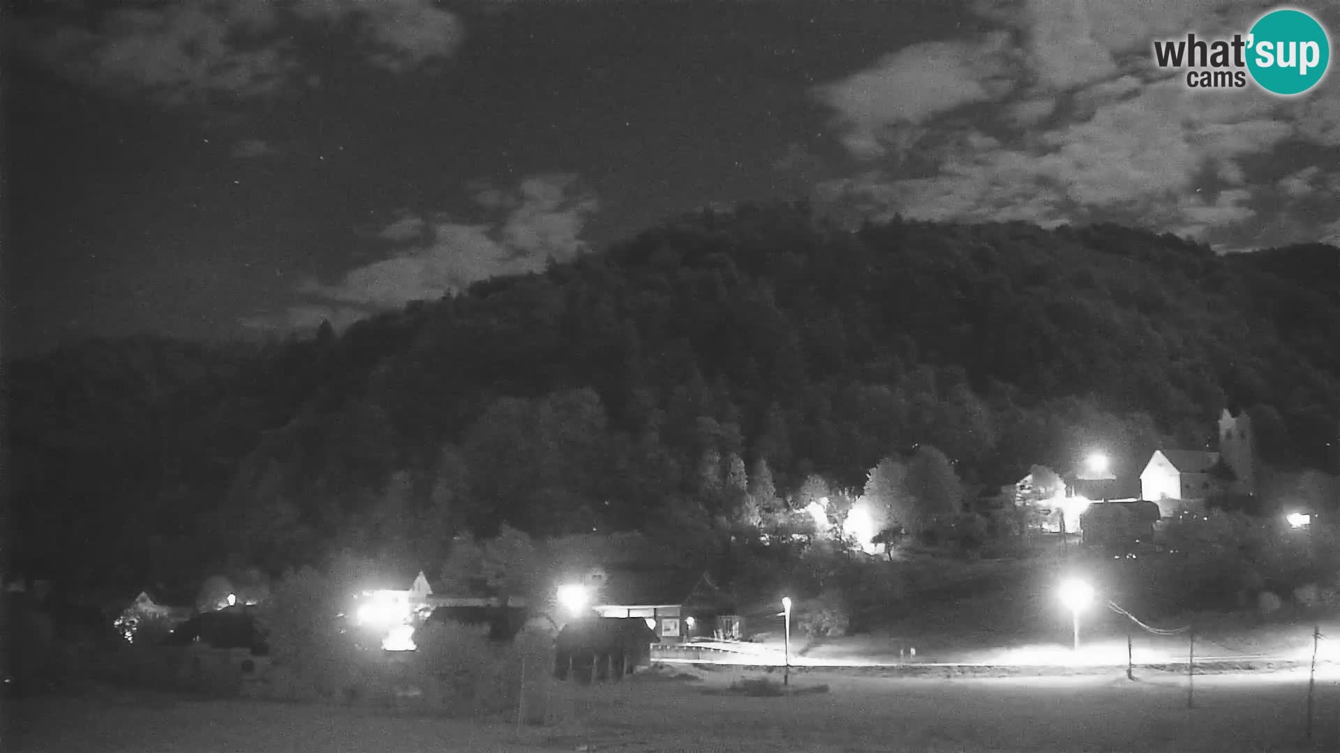 Live Webcam Polhov Gradec – Slovenia