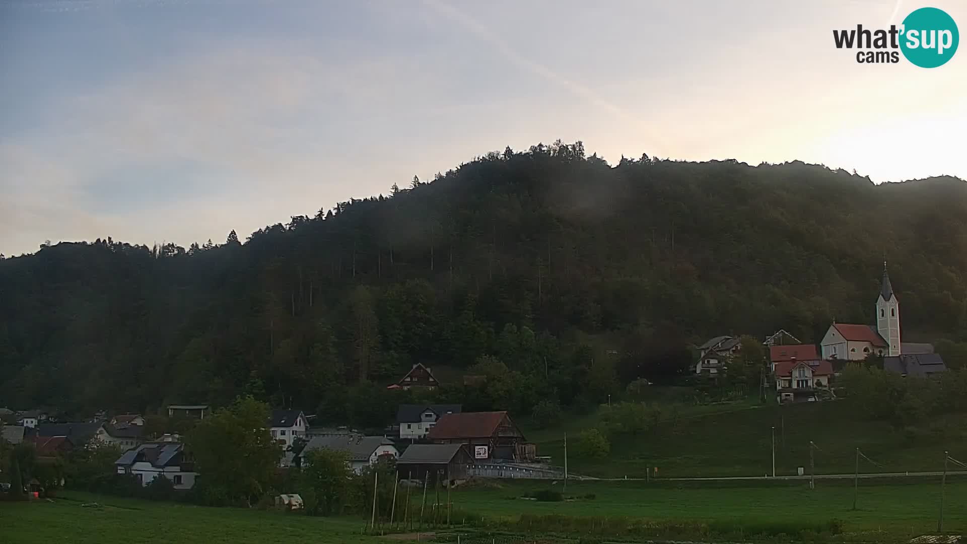 Live Webcam Polhov Gradec – Slovenia