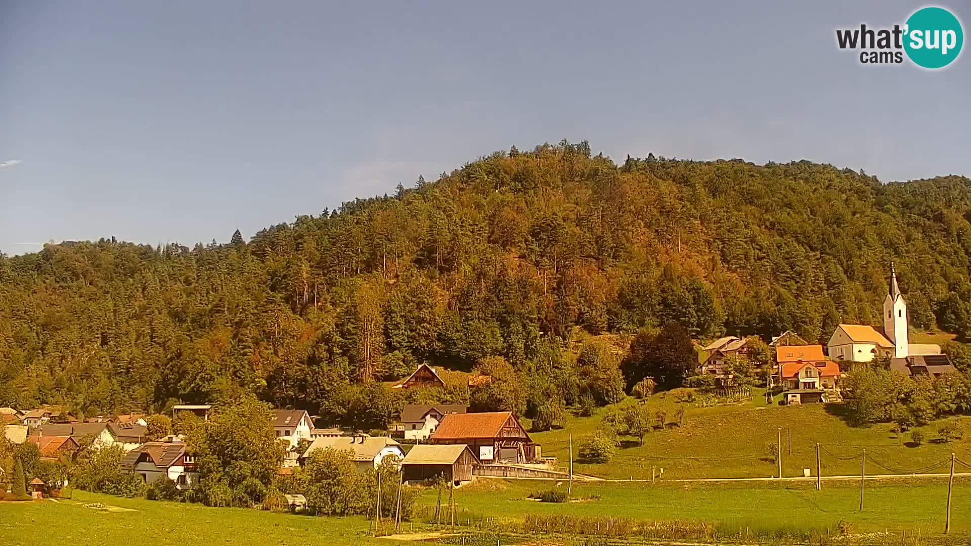 Live Webcam Polhov Gradec – Slovenia