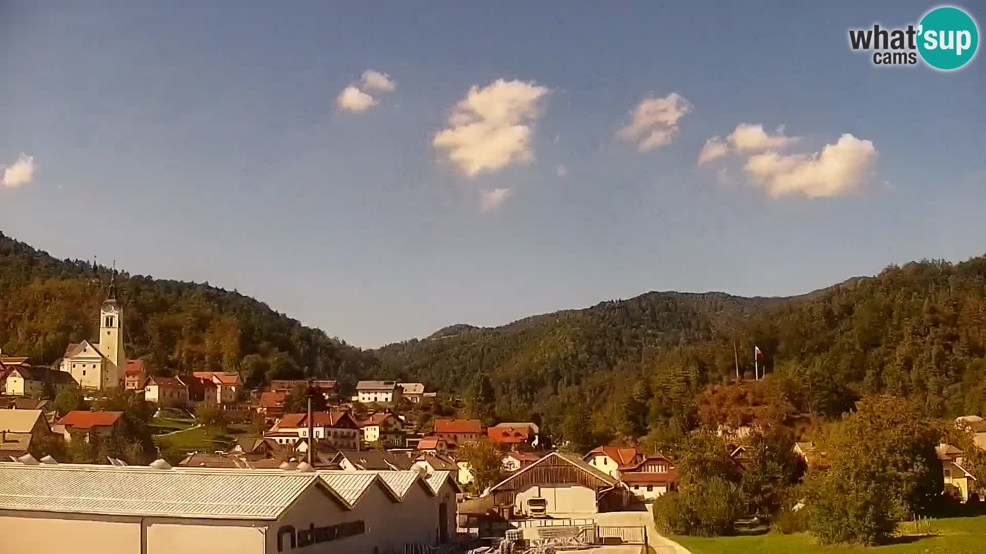 Spletna kamera Polhov Gradec