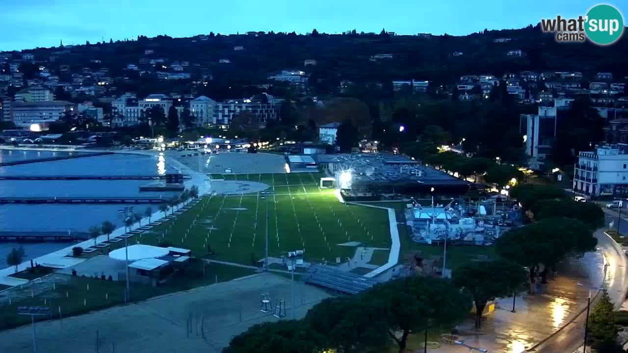 Spletna kamera Portorož plaža – Pogled z restavracije Bungalow