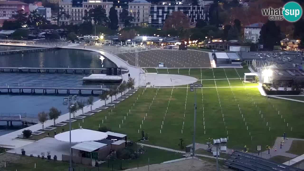 Spletna kamera Portorož plaža – Pogled z restavracije Bungalow