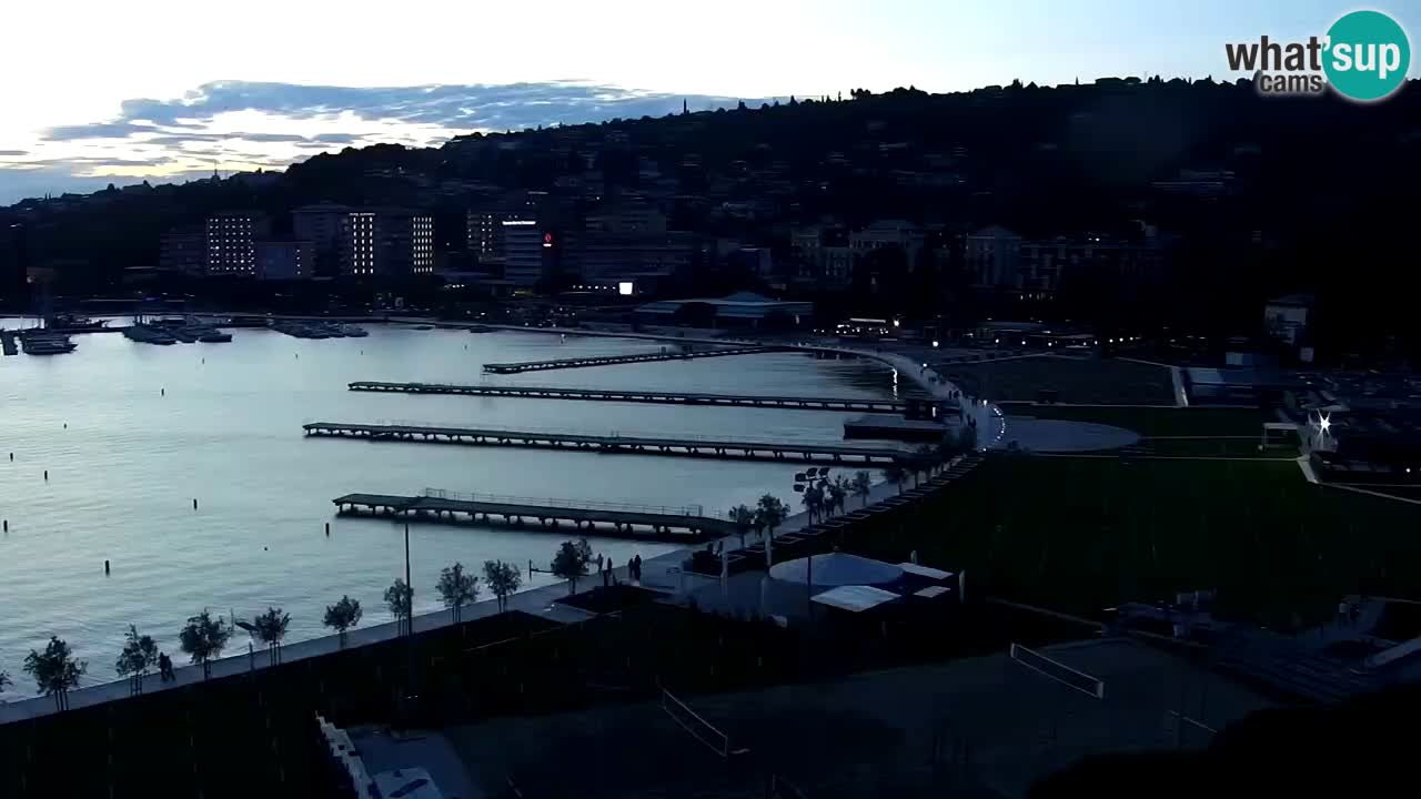 Spletna kamera Portorož plaža – Pogled z restavracije Bungalow