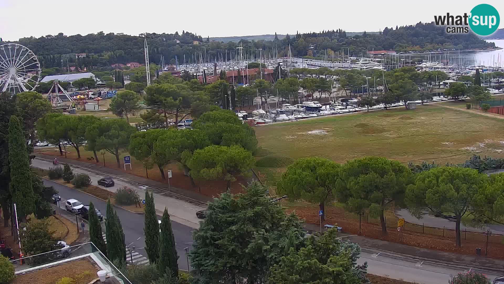 Portorož camera en vivo – vista del puerto deportivo y las canchas de tenis