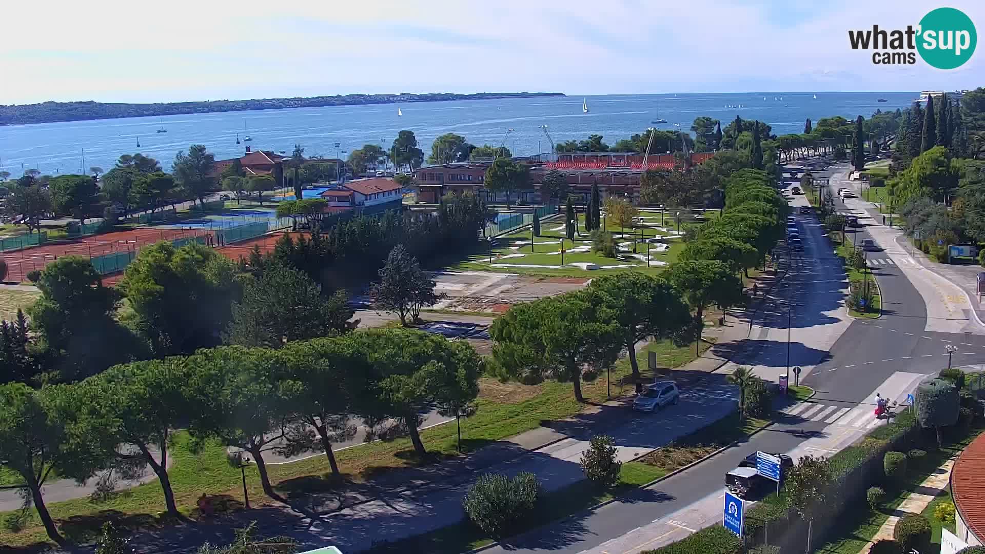 Portorož Live Webcam – vue sur la marina et les courts de tennis