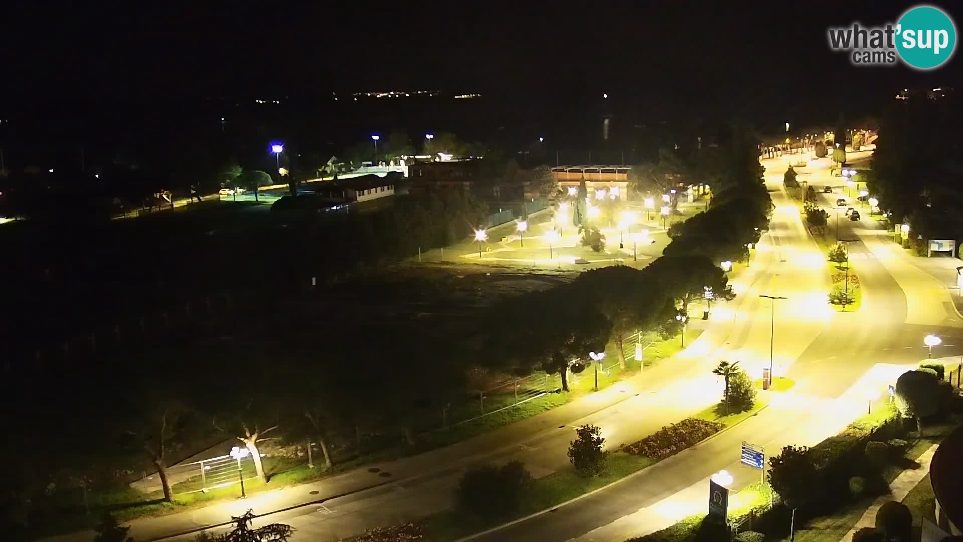 Portorož camera en vivo – vista del puerto deportivo y las canchas de tenis