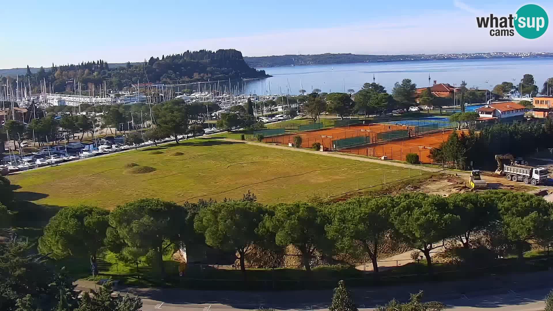 Portorož Webcam – Blick auf den Yachthafen und die Tennisplätze