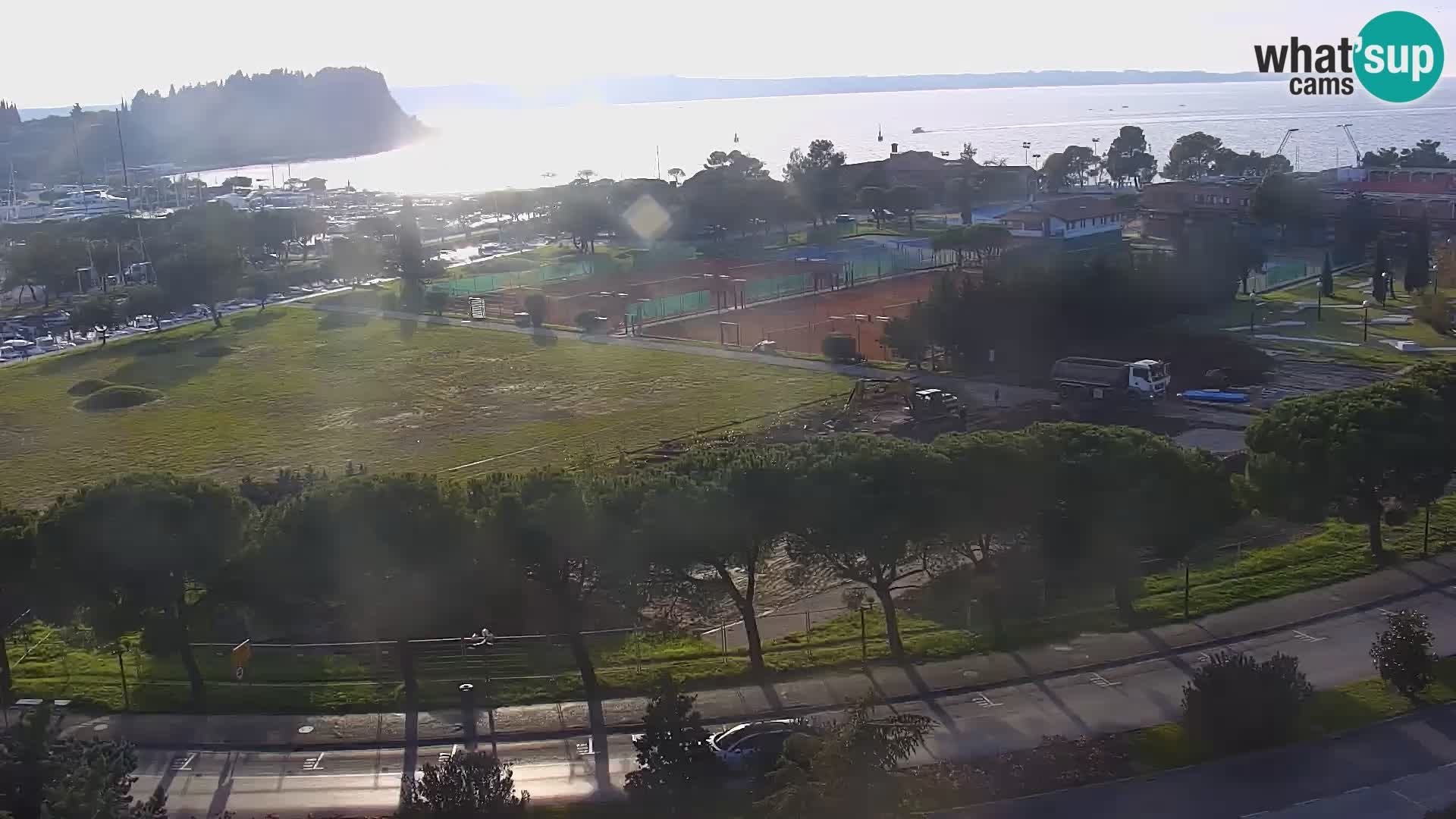 Portorož Webcam – Blick auf den Yachthafen und die Tennisplätze