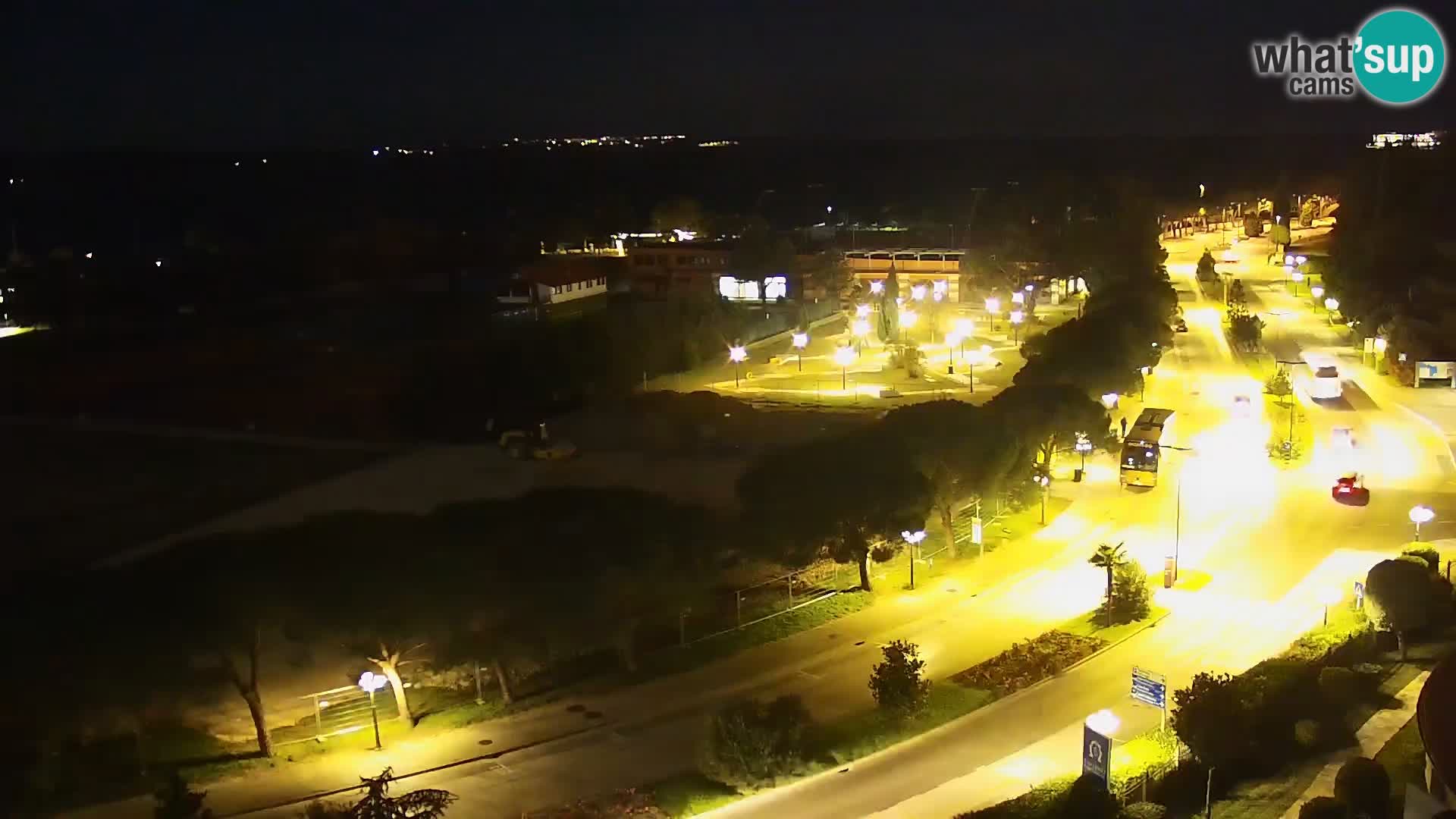 Portorož camera en vivo – vista del puerto deportivo y las canchas de tenis