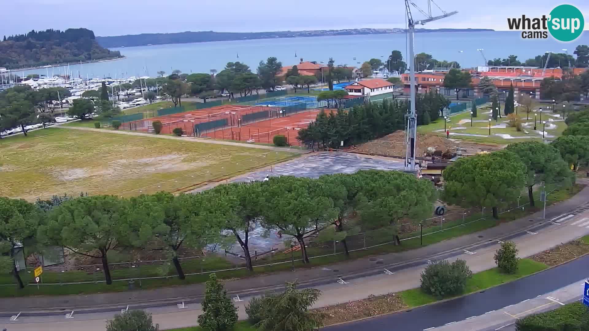 Portorož Webcam – Blick auf den Yachthafen und die Tennisplätze