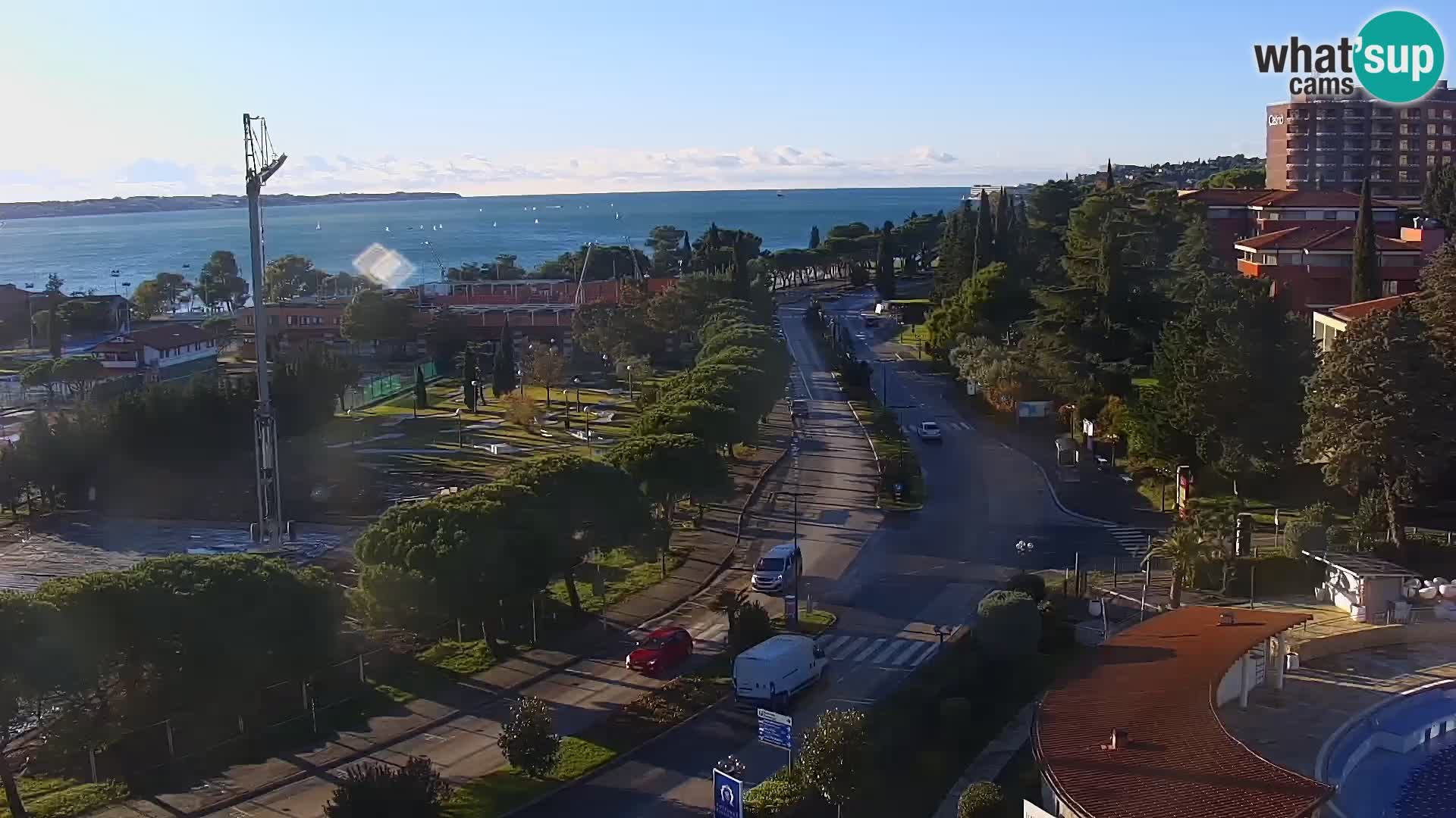 Portorož spletna kamera – pogled na marino in teniška igrišča