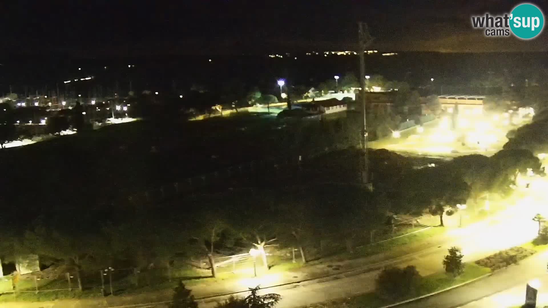 Portorož camera en vivo – vista del puerto deportivo y las canchas de tenis