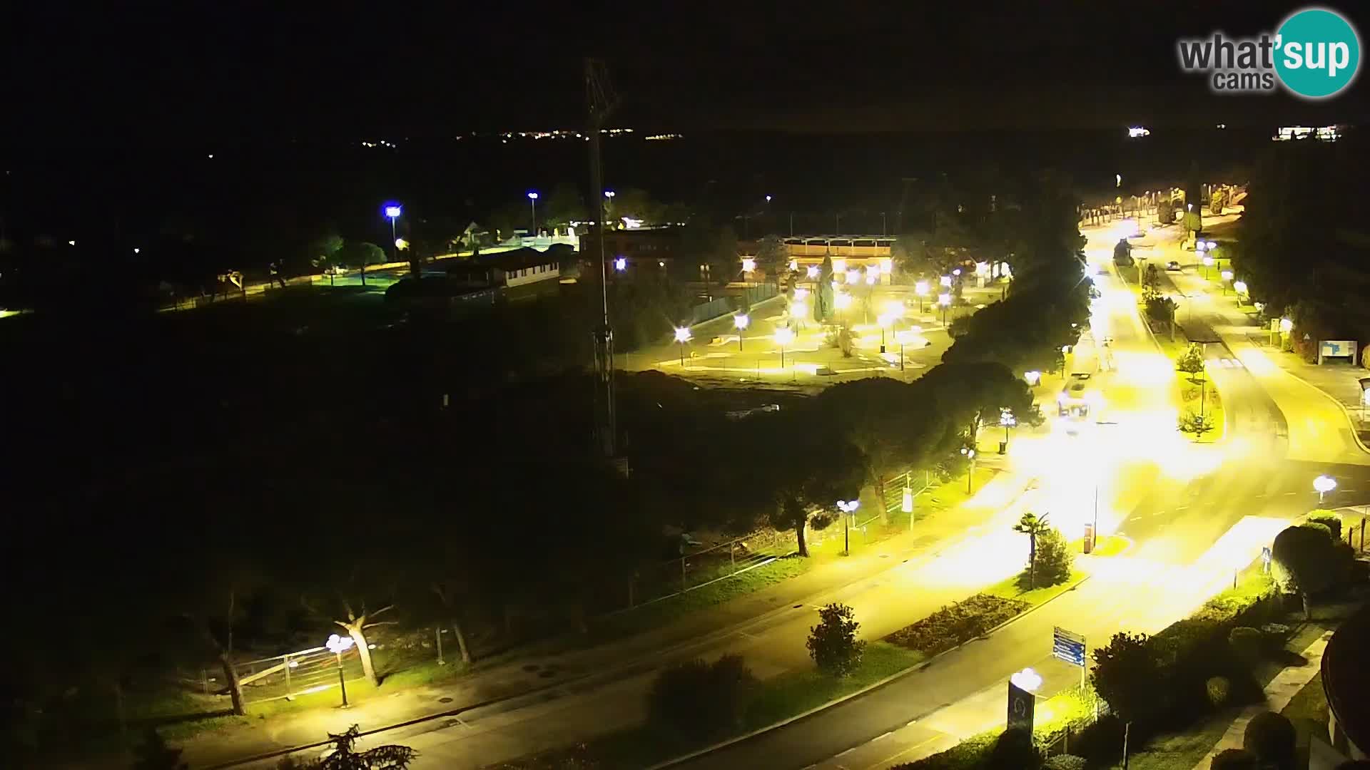 Portorož camera en vivo – vista del puerto deportivo y las canchas de tenis