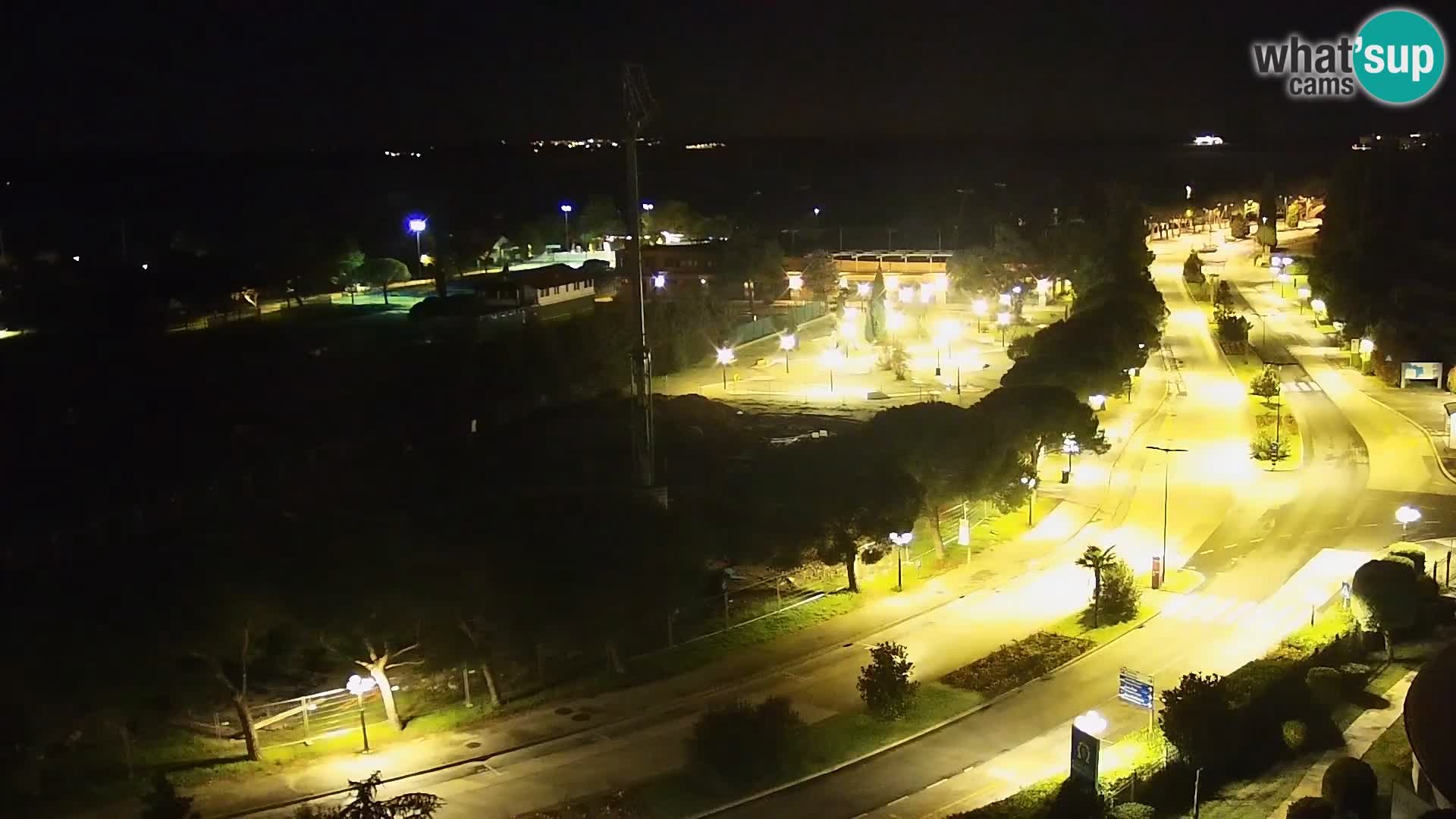 Portorož camera en vivo – vista del puerto deportivo y las canchas de tenis