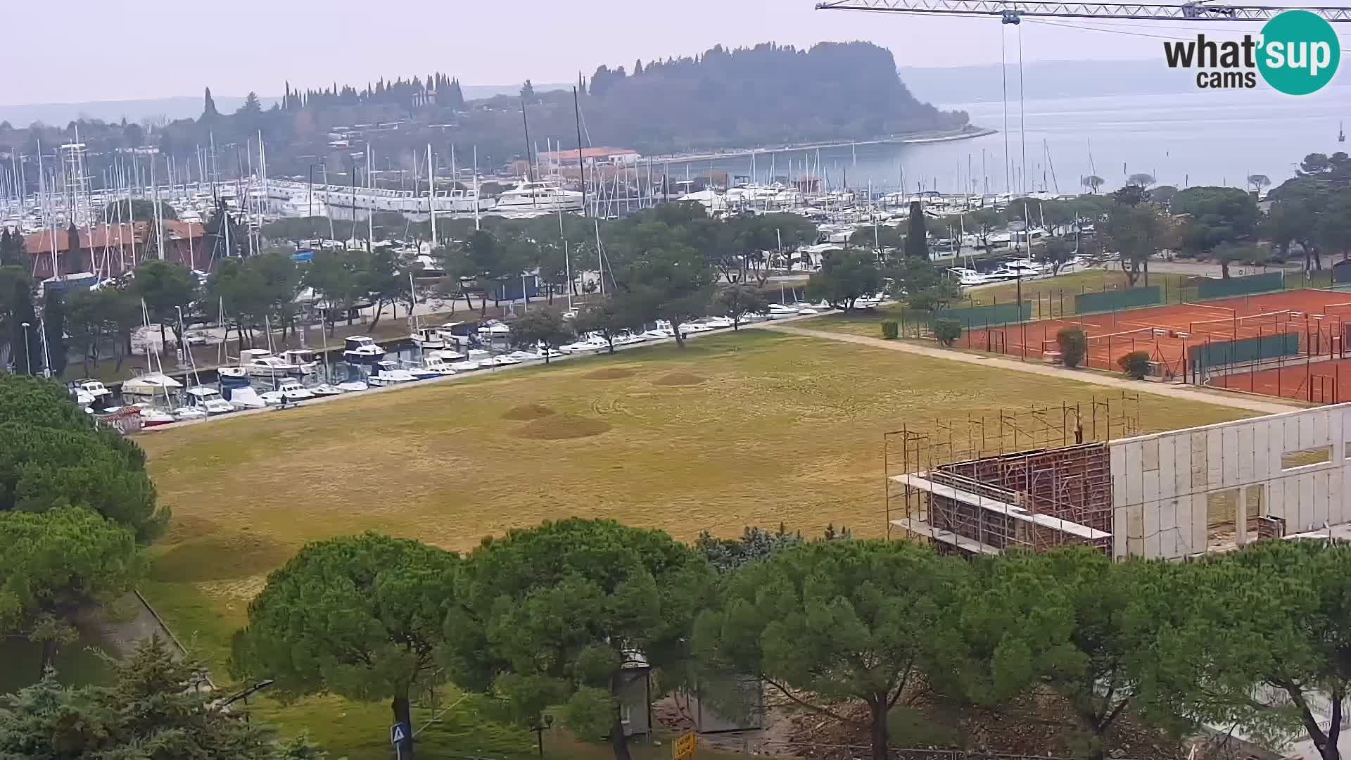 Portorož Webcam – Blick auf den Yachthafen und die Tennisplätze