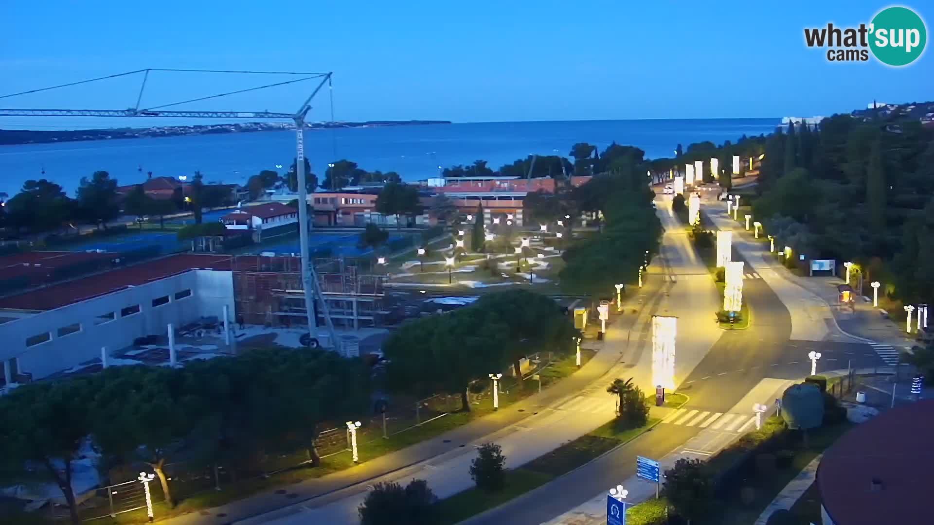 Portorož camera en vivo – vista del puerto deportivo y las canchas de tenis