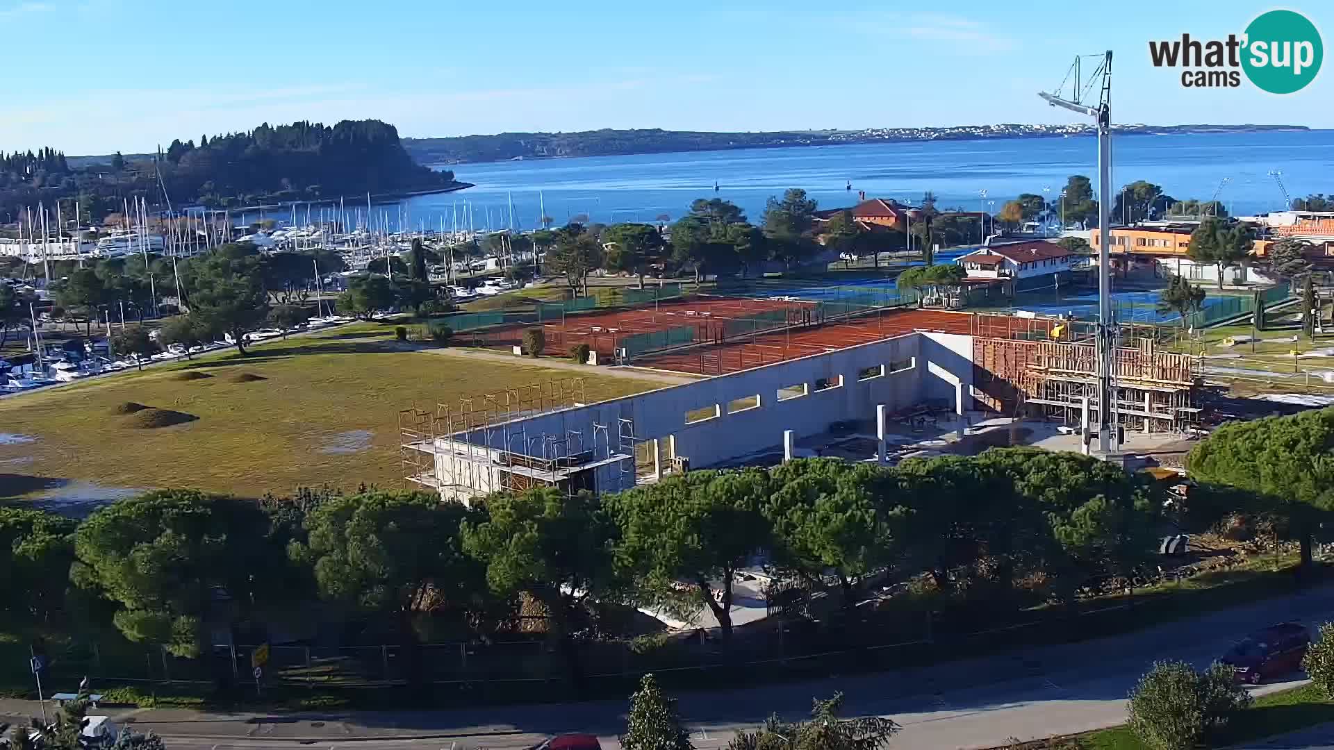 Portorož spletna kamera – pogled na marino in teniška igrišča