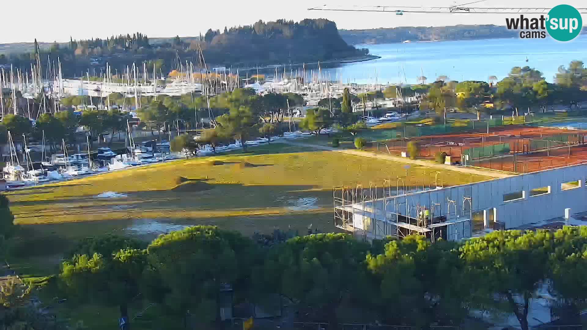 Portorož Webcam – Blick auf den Yachthafen und die Tennisplätze