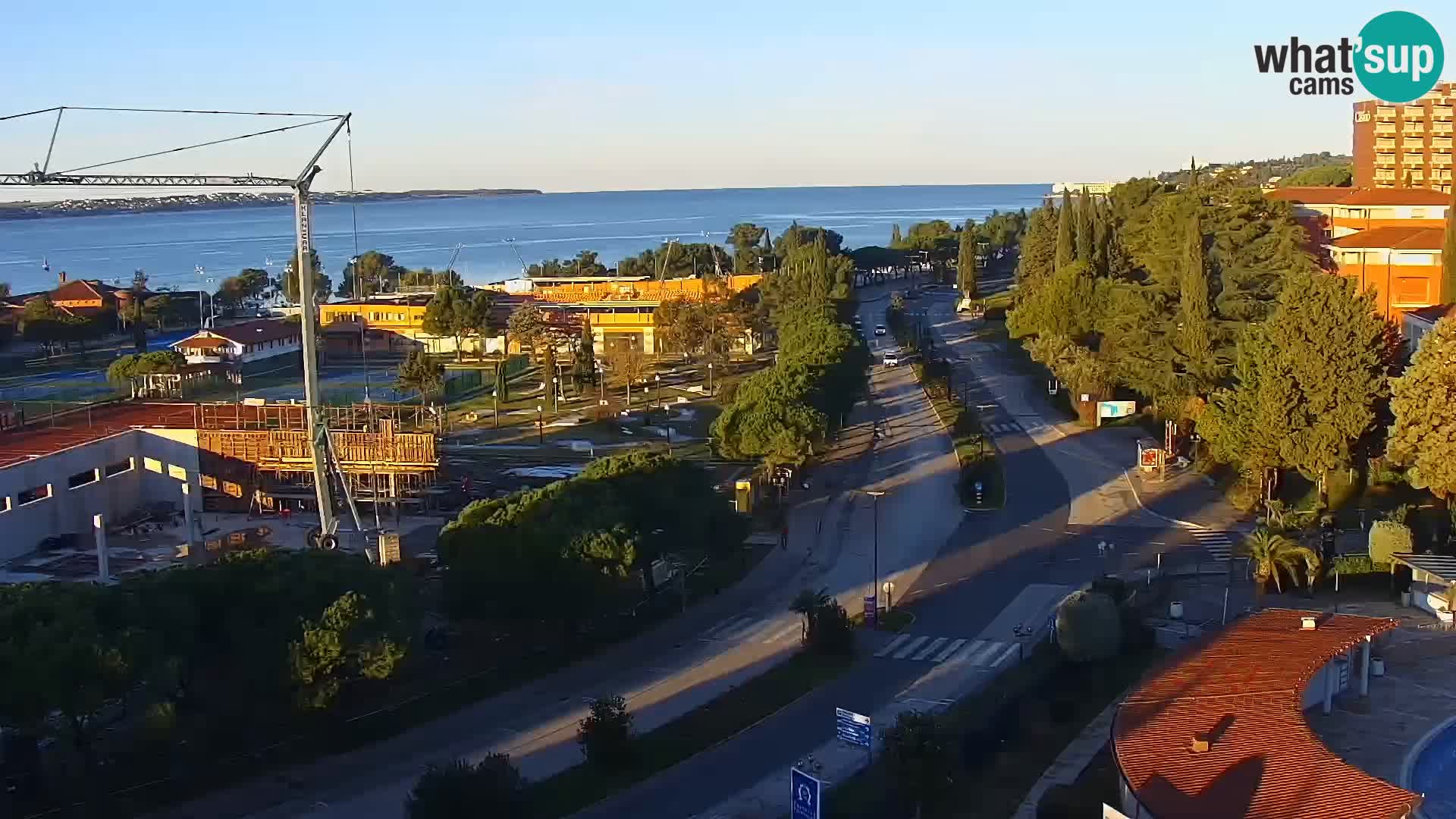 Portorož Live Webcam – vue sur la marina et les courts de tennis