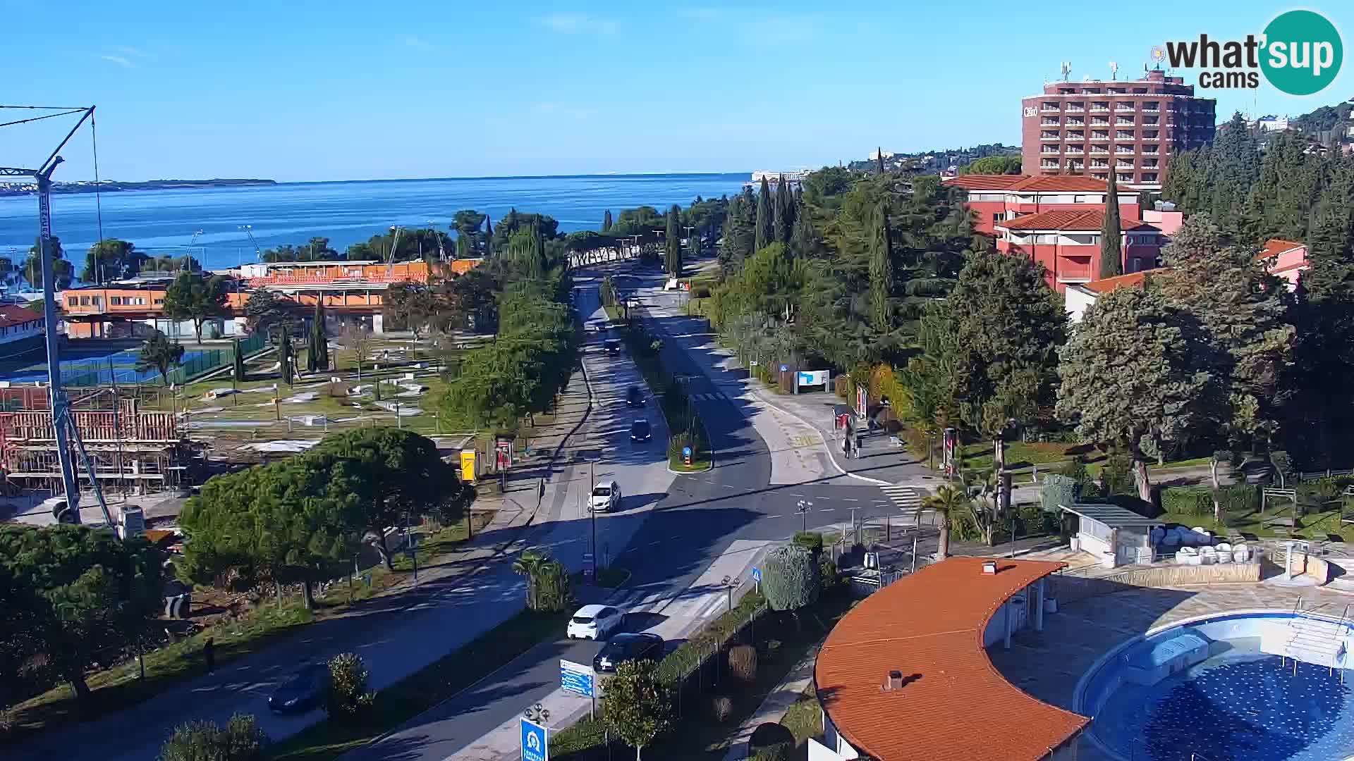 Portorož Live Webcam – vue sur la marina et les courts de tennis