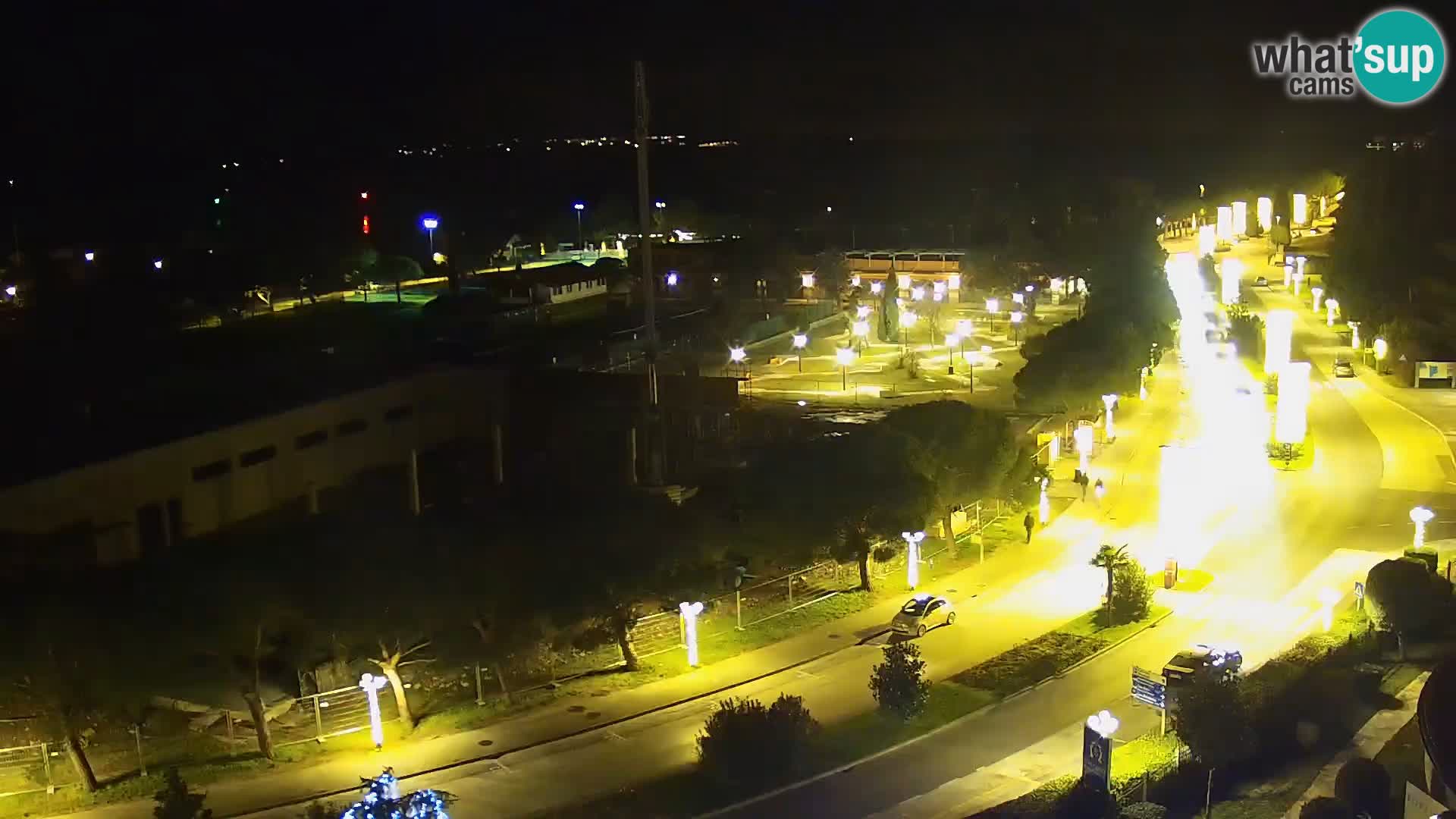 Portorož camera en vivo – vista del puerto deportivo y las canchas de tenis