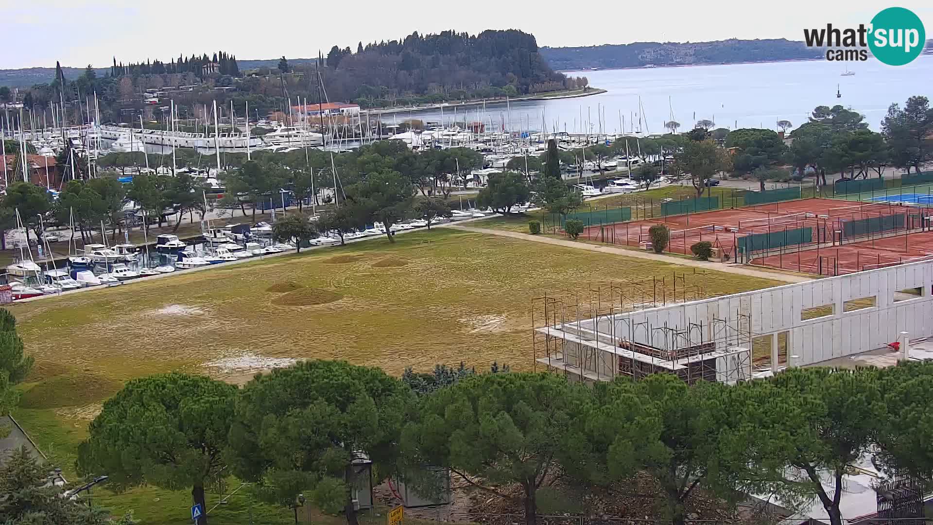 Portorož Webcam – Blick auf den Yachthafen und die Tennisplätze