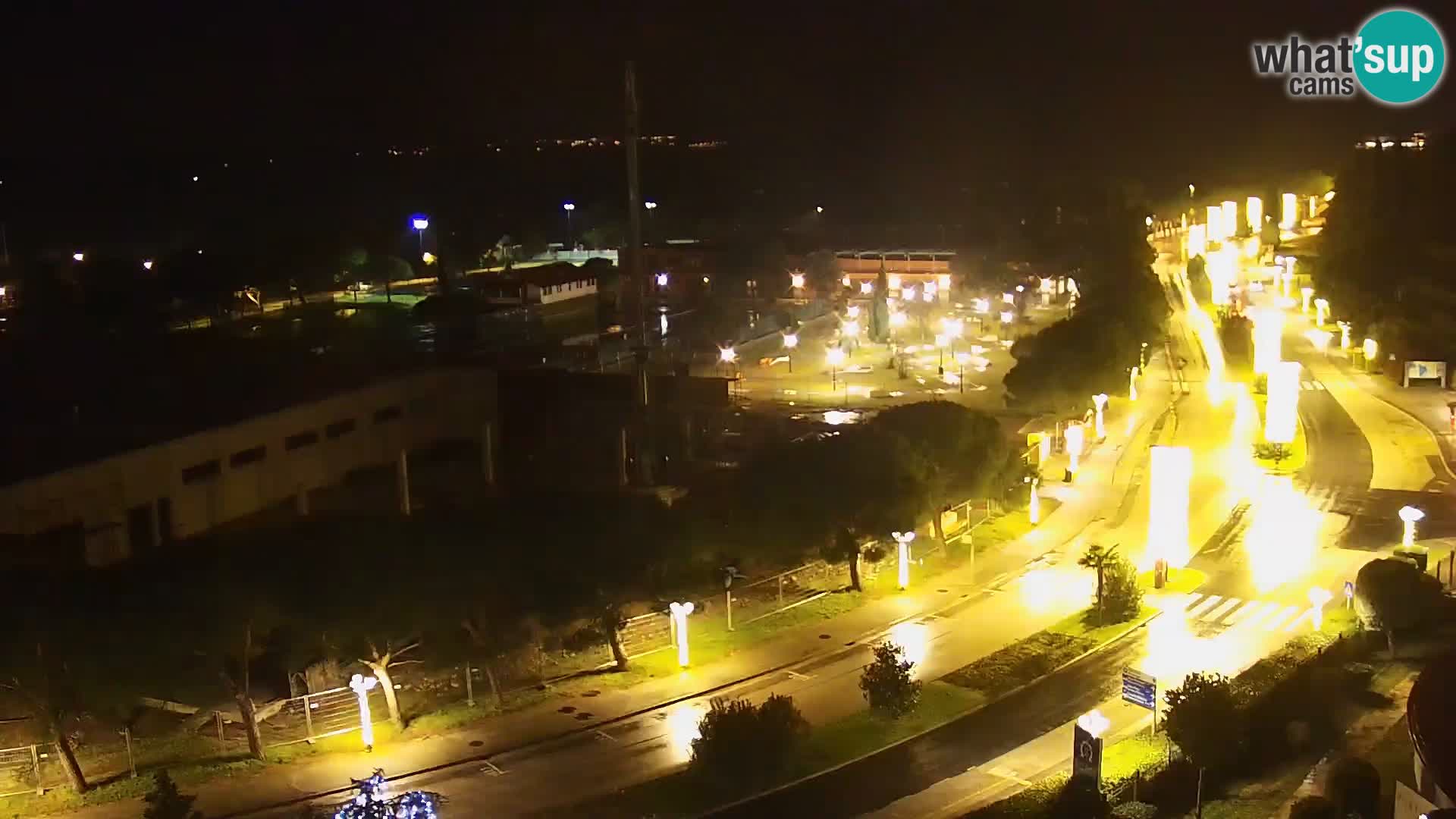 Portorož camera en vivo – vista del puerto deportivo y las canchas de tenis