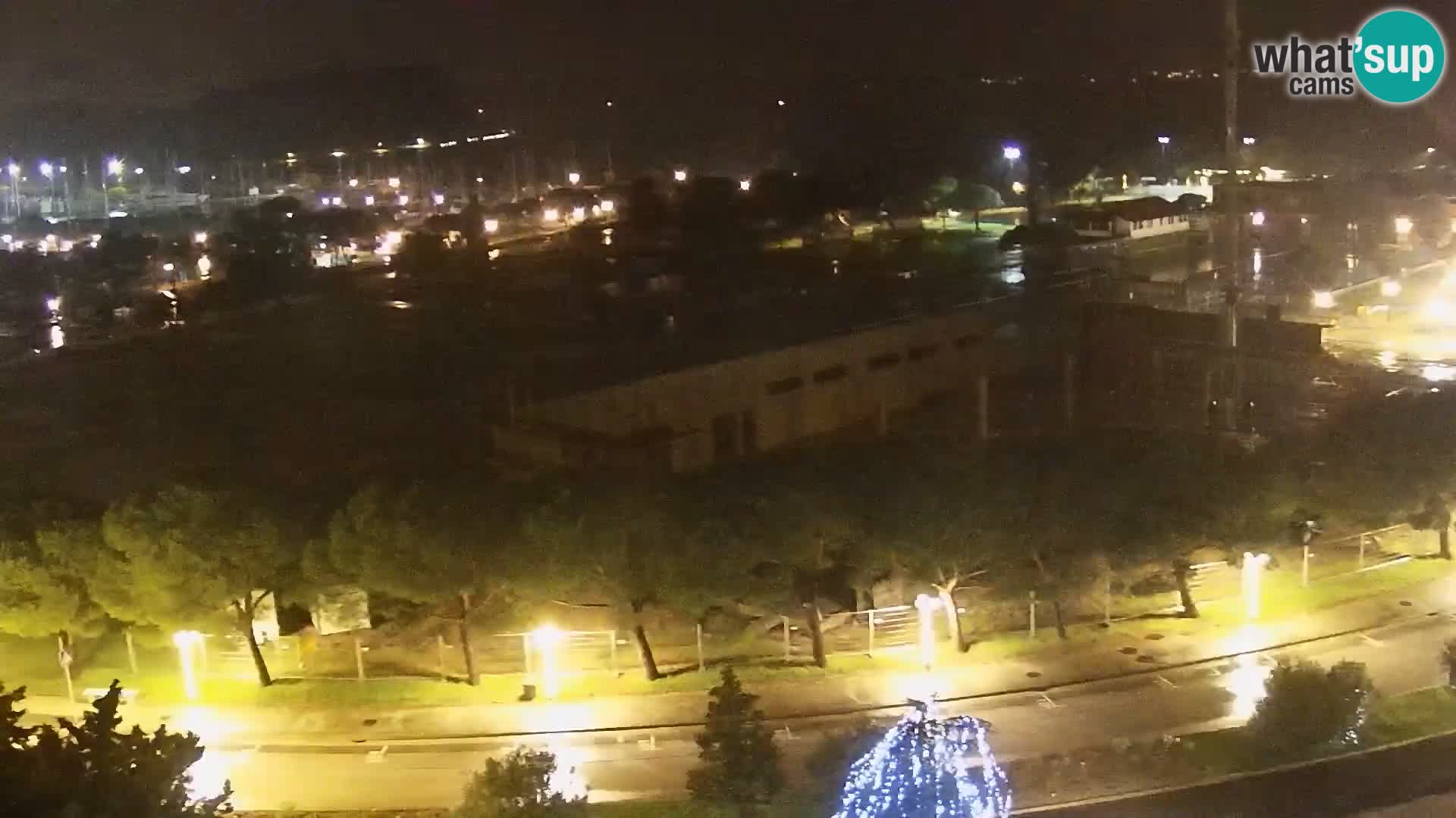 Portorož Live Webcam – vue sur la marina et les courts de tennis