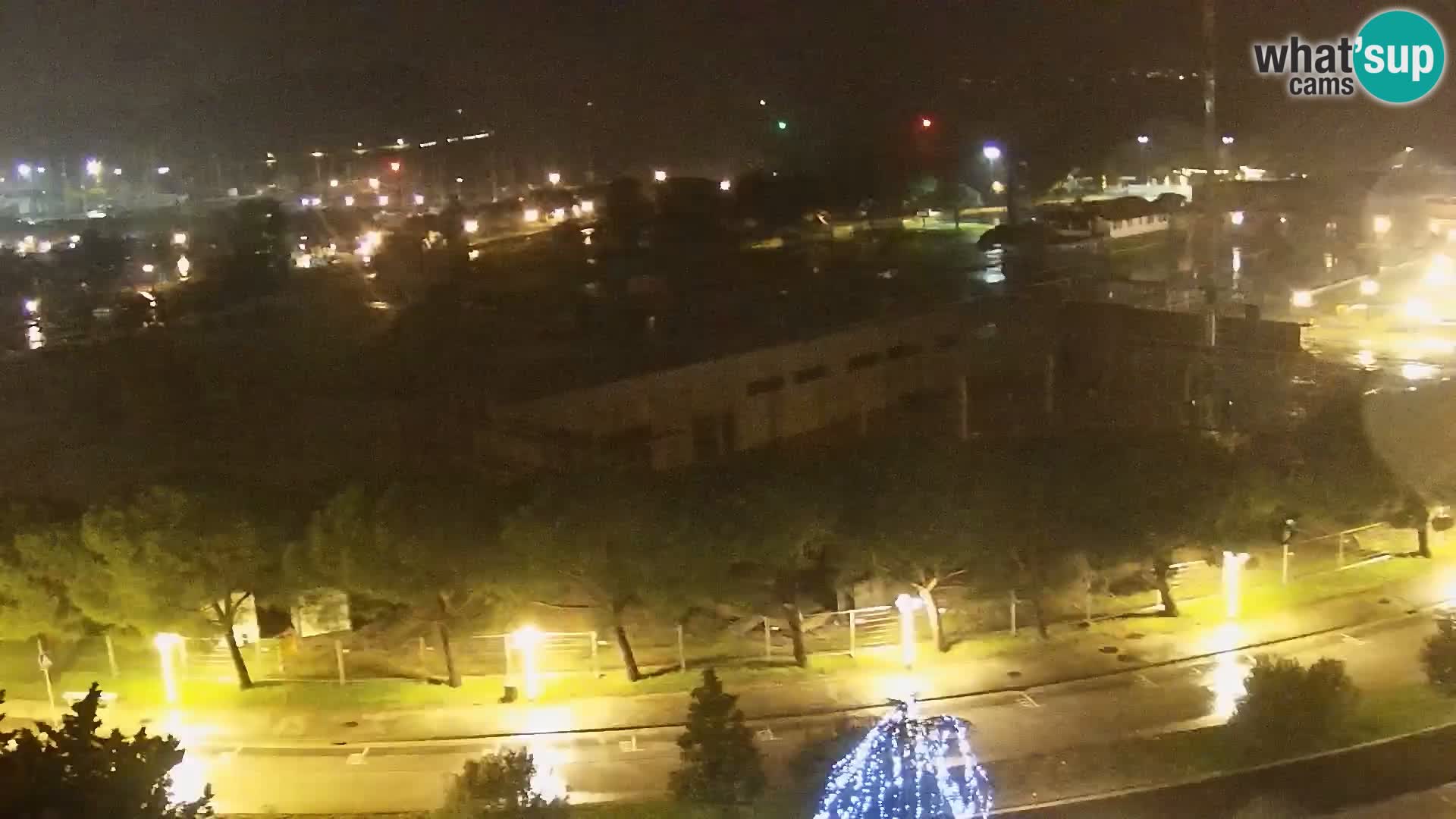 Portorož Live Webcam – vue sur la marina et les courts de tennis