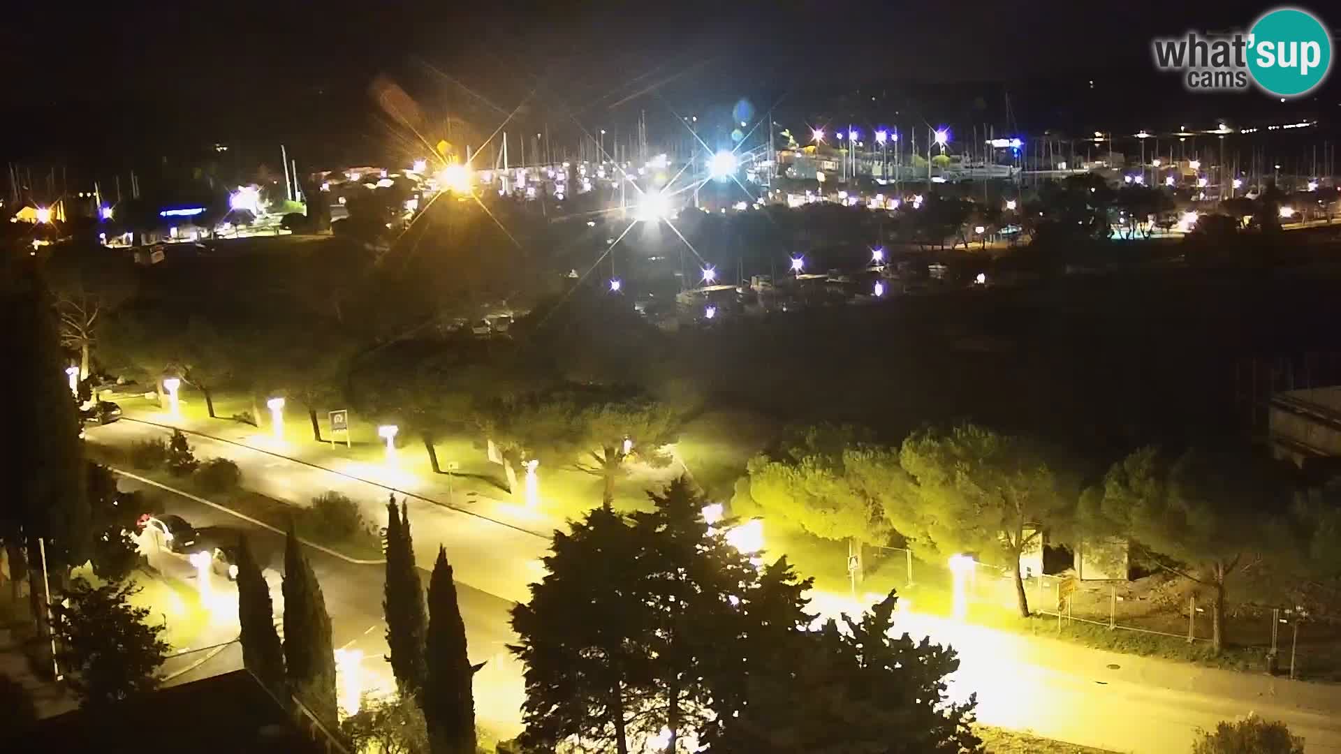 Portorož Live Webcam – vue sur la marina et les courts de tennis