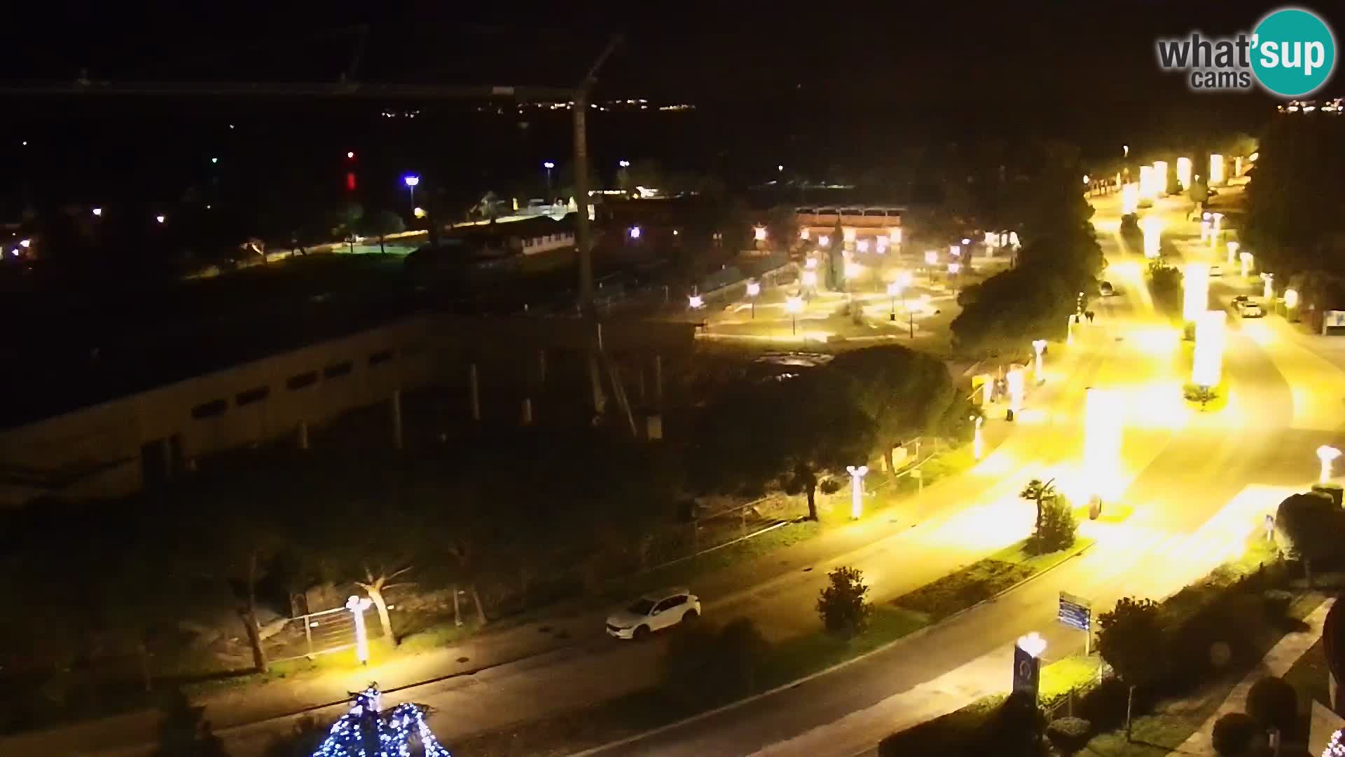 Portorož camera en vivo – vista del puerto deportivo y las canchas de tenis