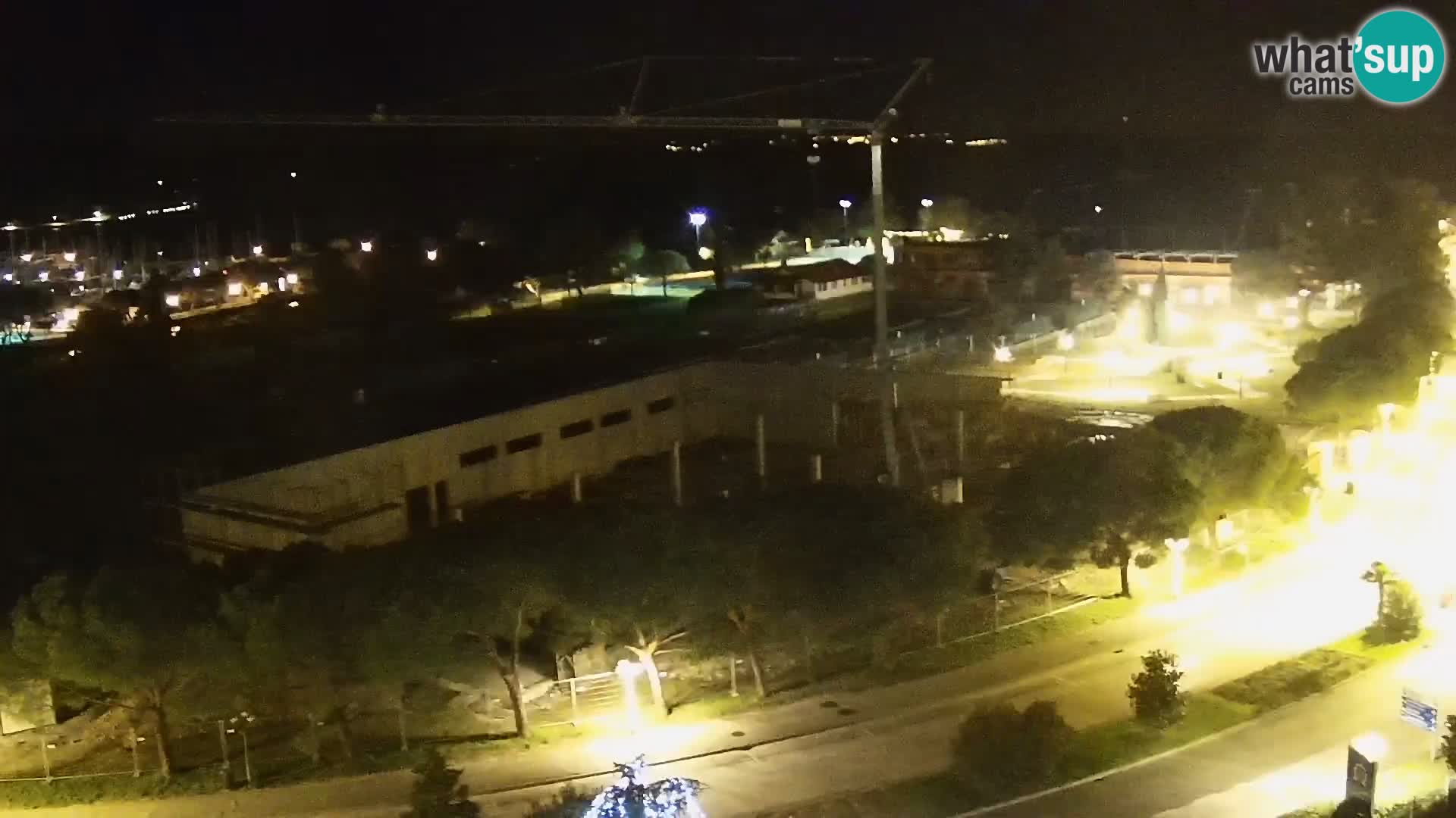 Portorož camera en vivo – vista del puerto deportivo y las canchas de tenis