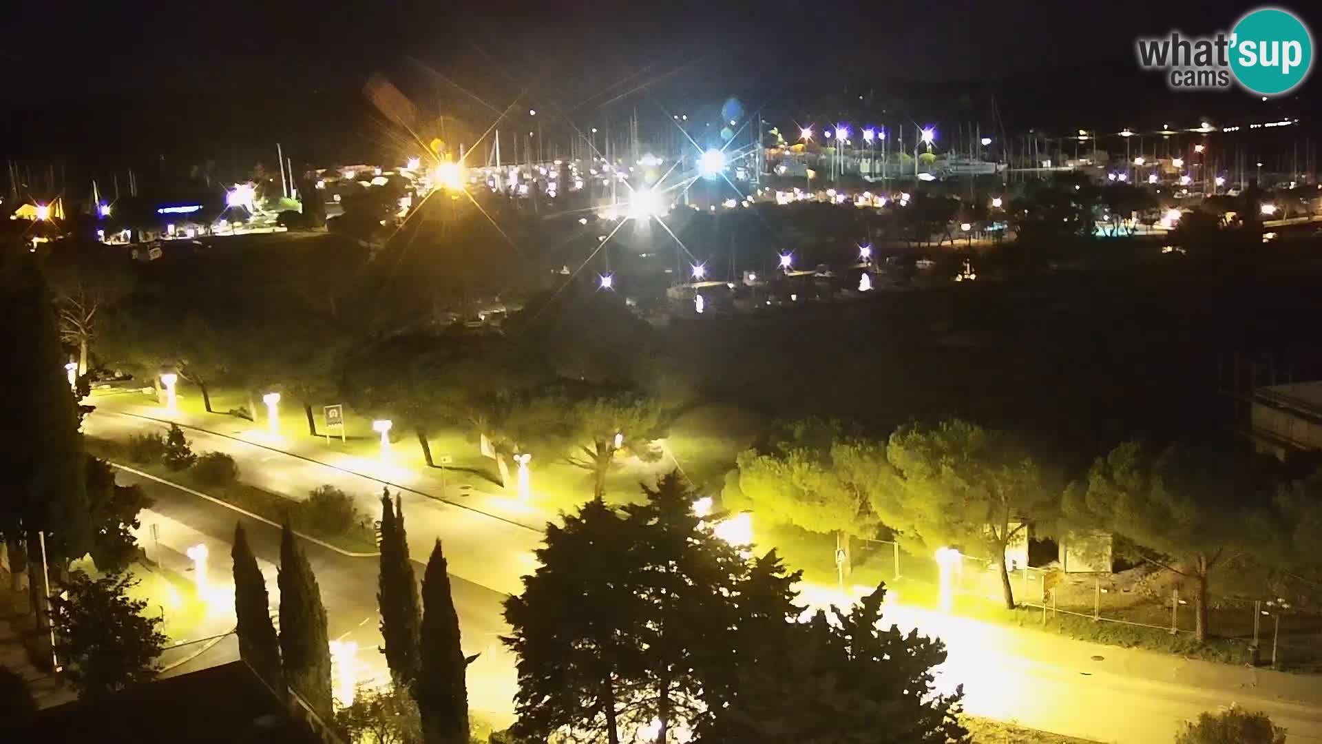 Portorož Live Webcam – vue sur la marina et les courts de tennis