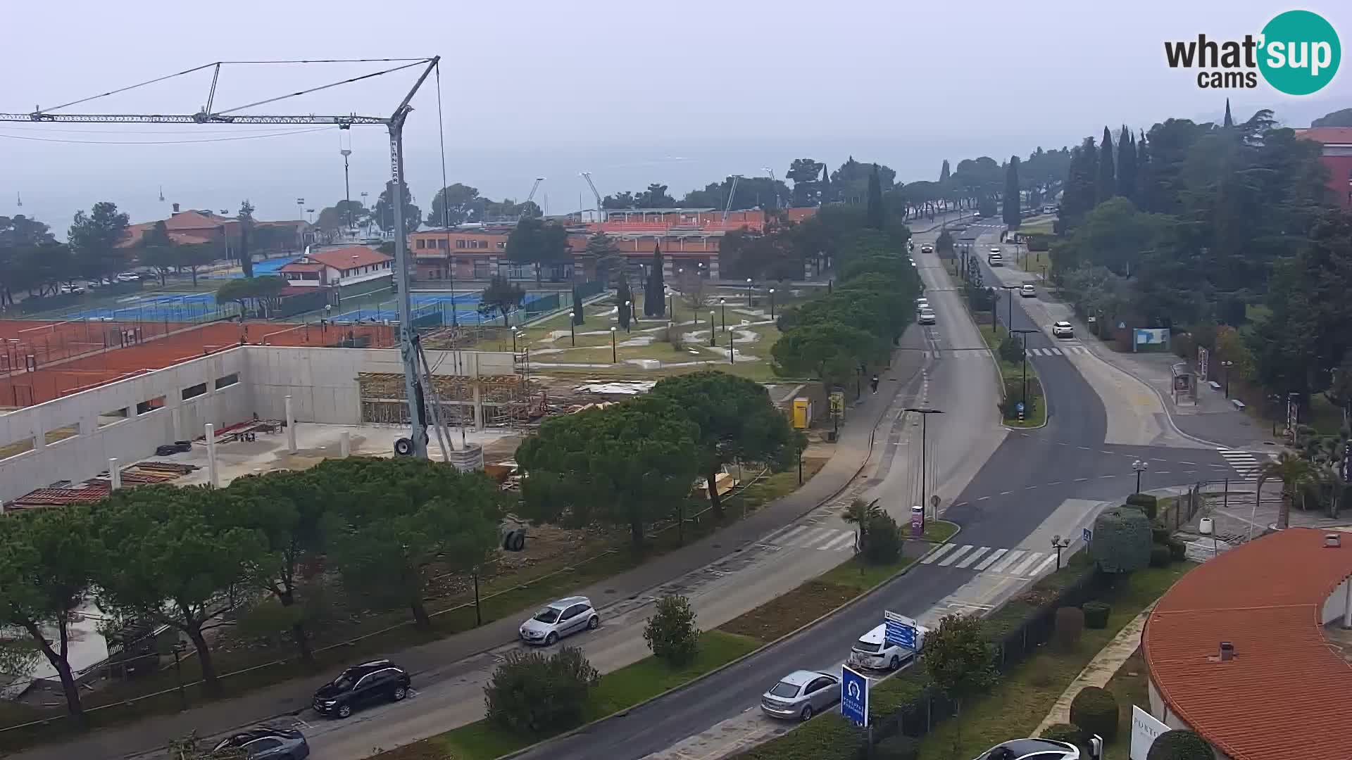 Portorož Live Webcam – vue sur la marina et les courts de tennis