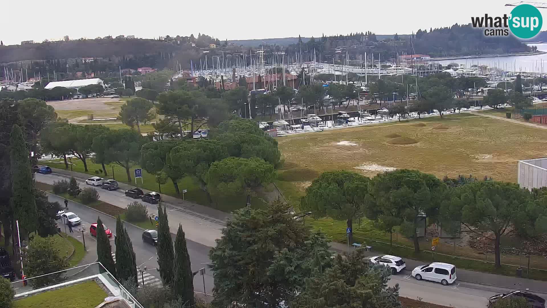 Portorož spletna kamera – pogled na marino in teniška igrišča