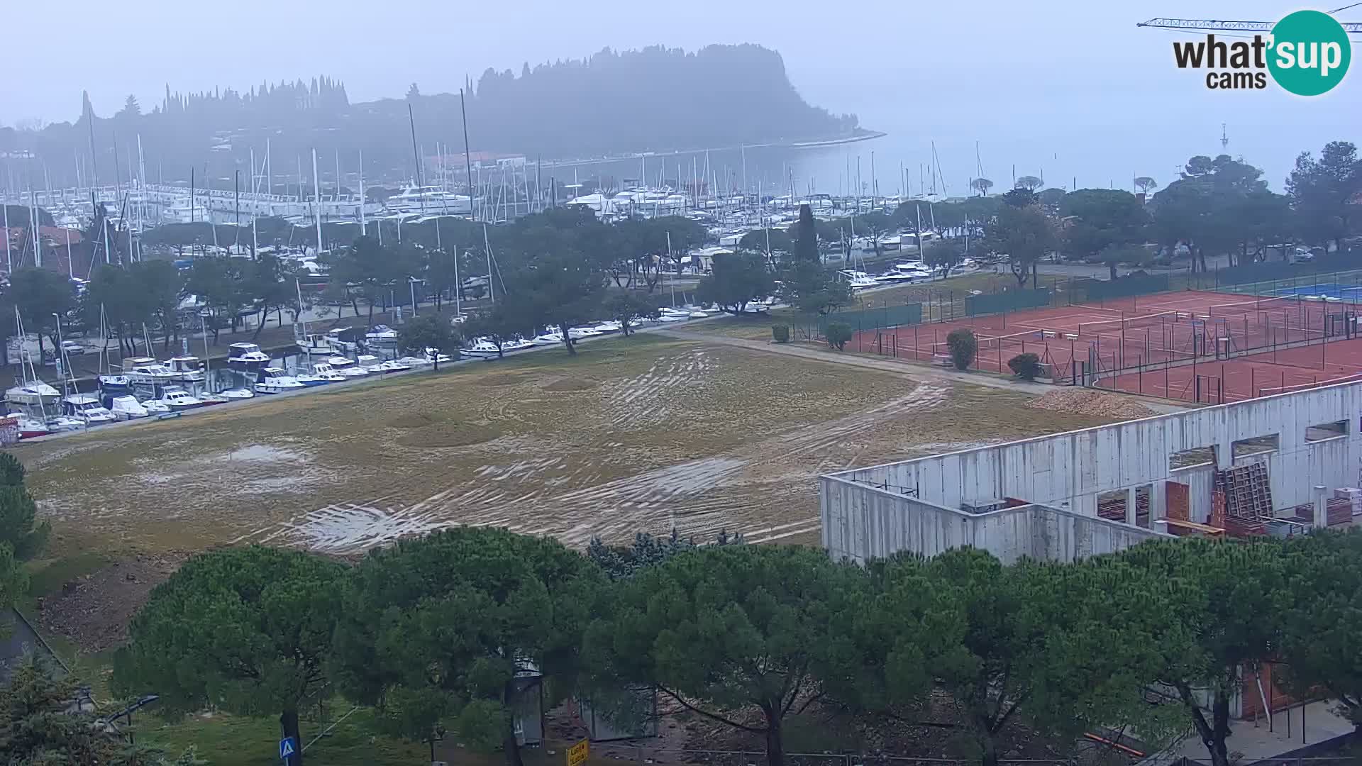 Portorož Webcam – Blick auf den Yachthafen und die Tennisplätze