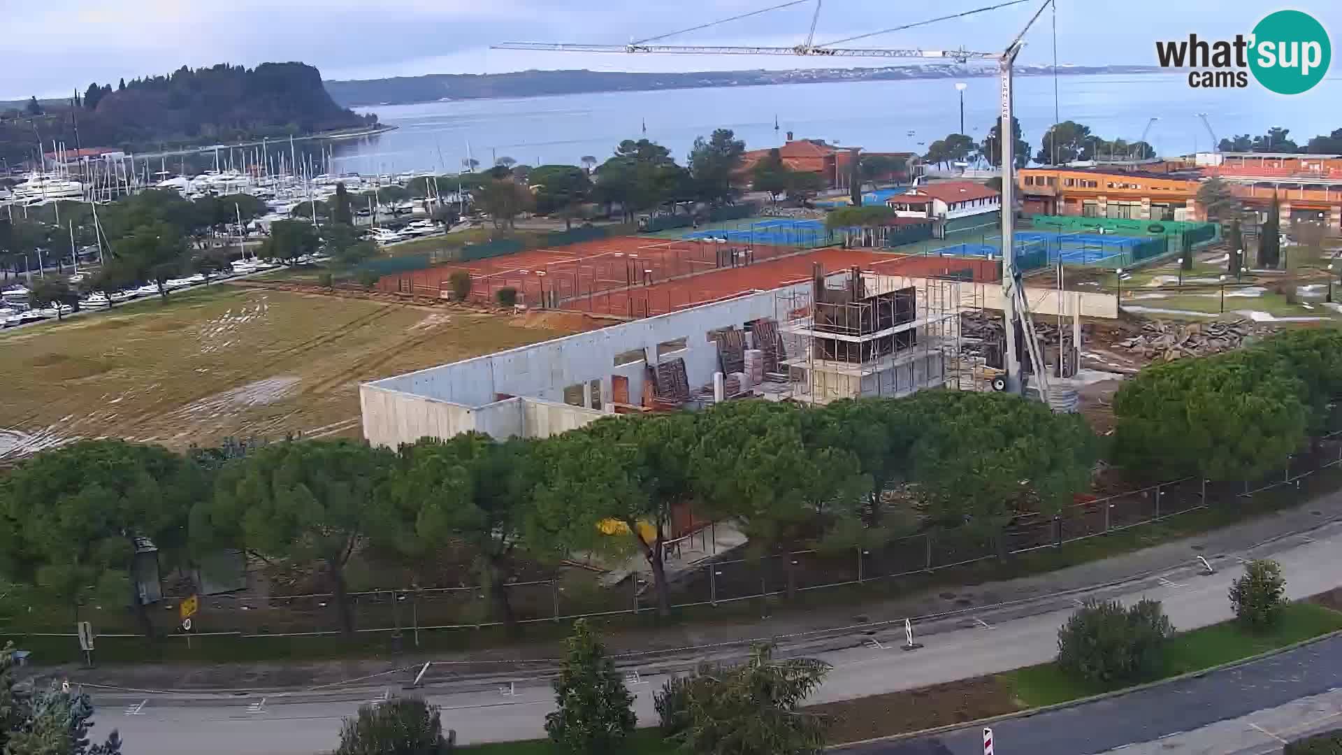 Portorož Webcam – Blick auf den Yachthafen und die Tennisplätze