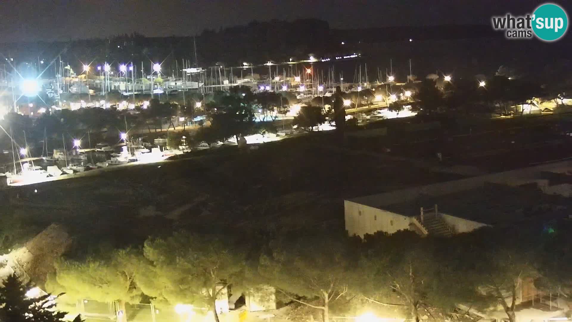 Portorož camera en vivo – vista del puerto deportivo y las canchas de tenis