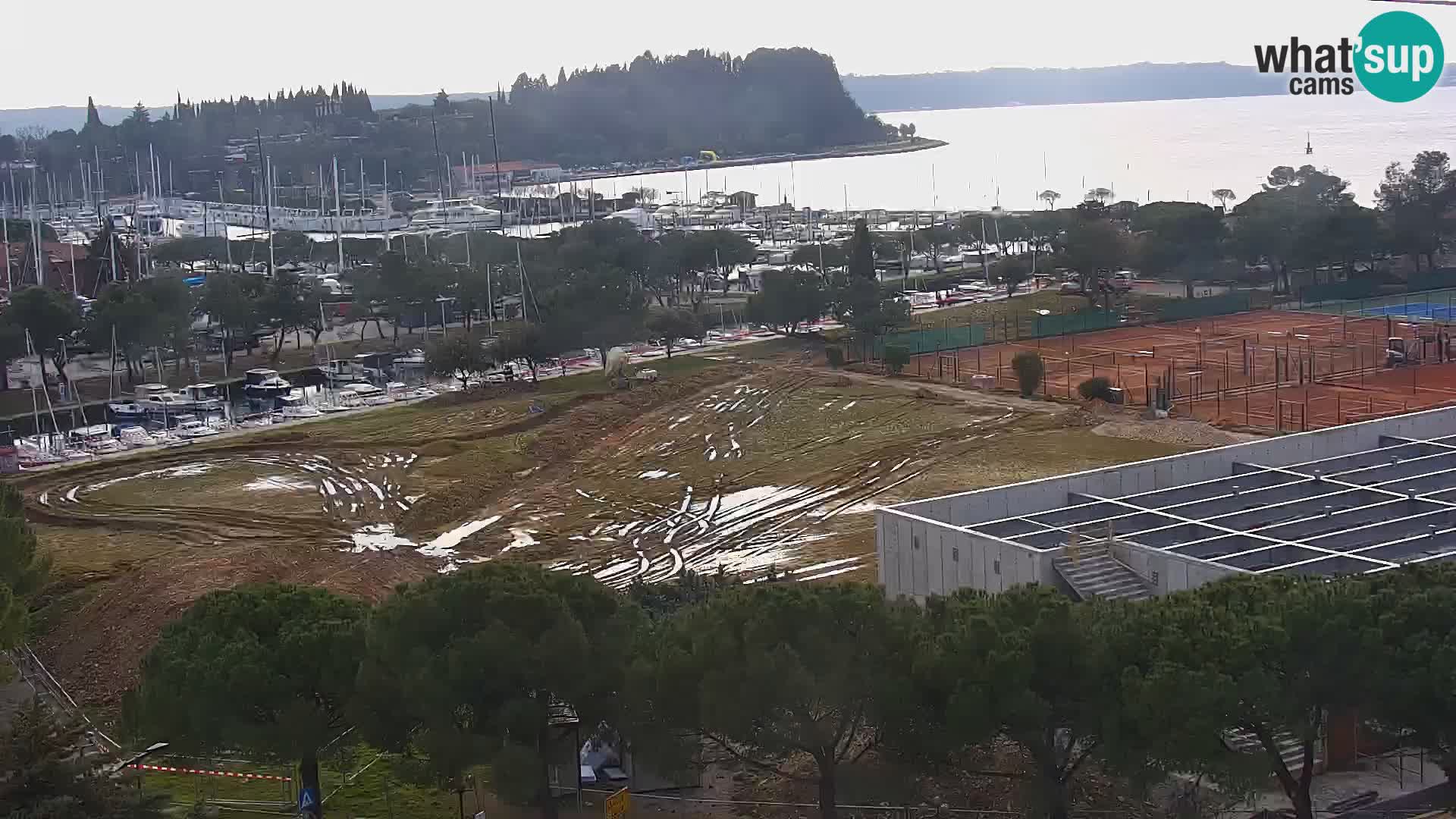 Portorož Webcam – Blick auf den Yachthafen und die Tennisplätze