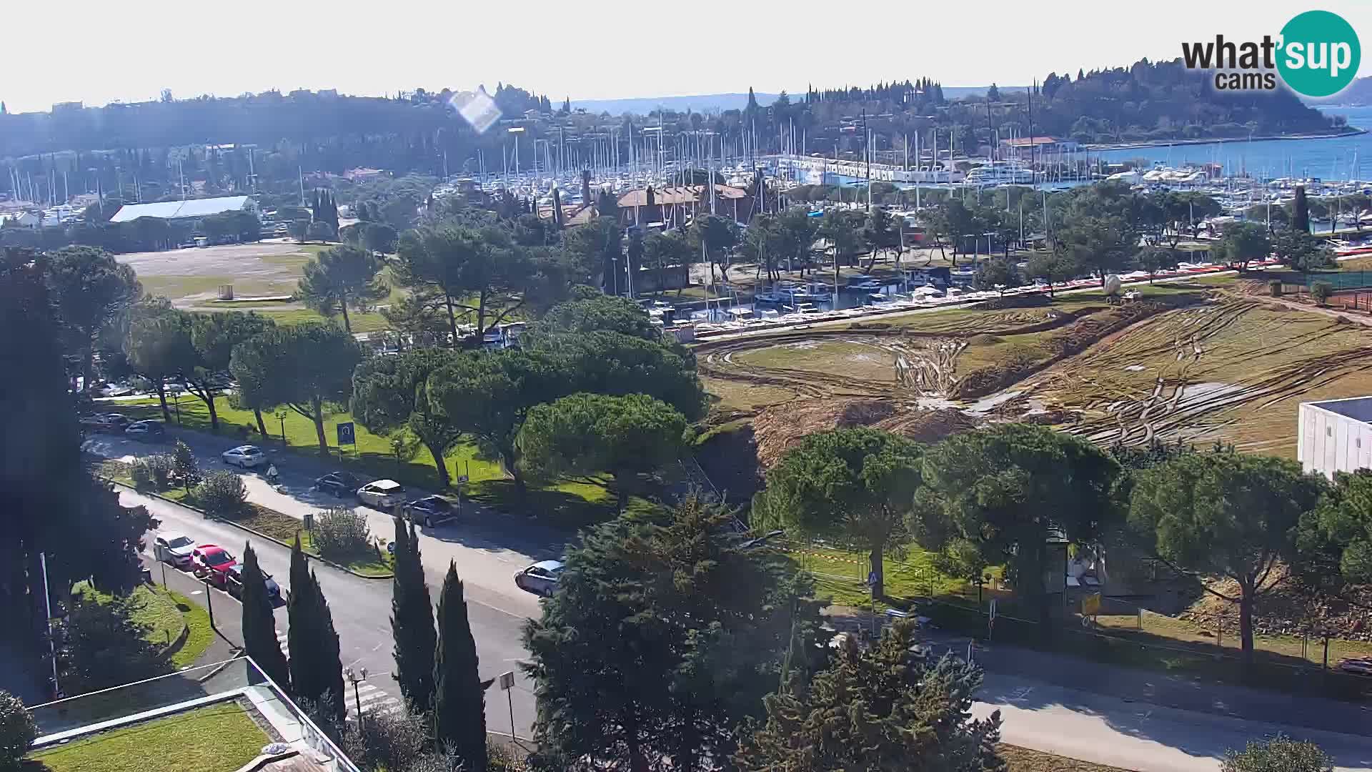 Portorož spletna kamera – pogled na marino in teniška igrišča