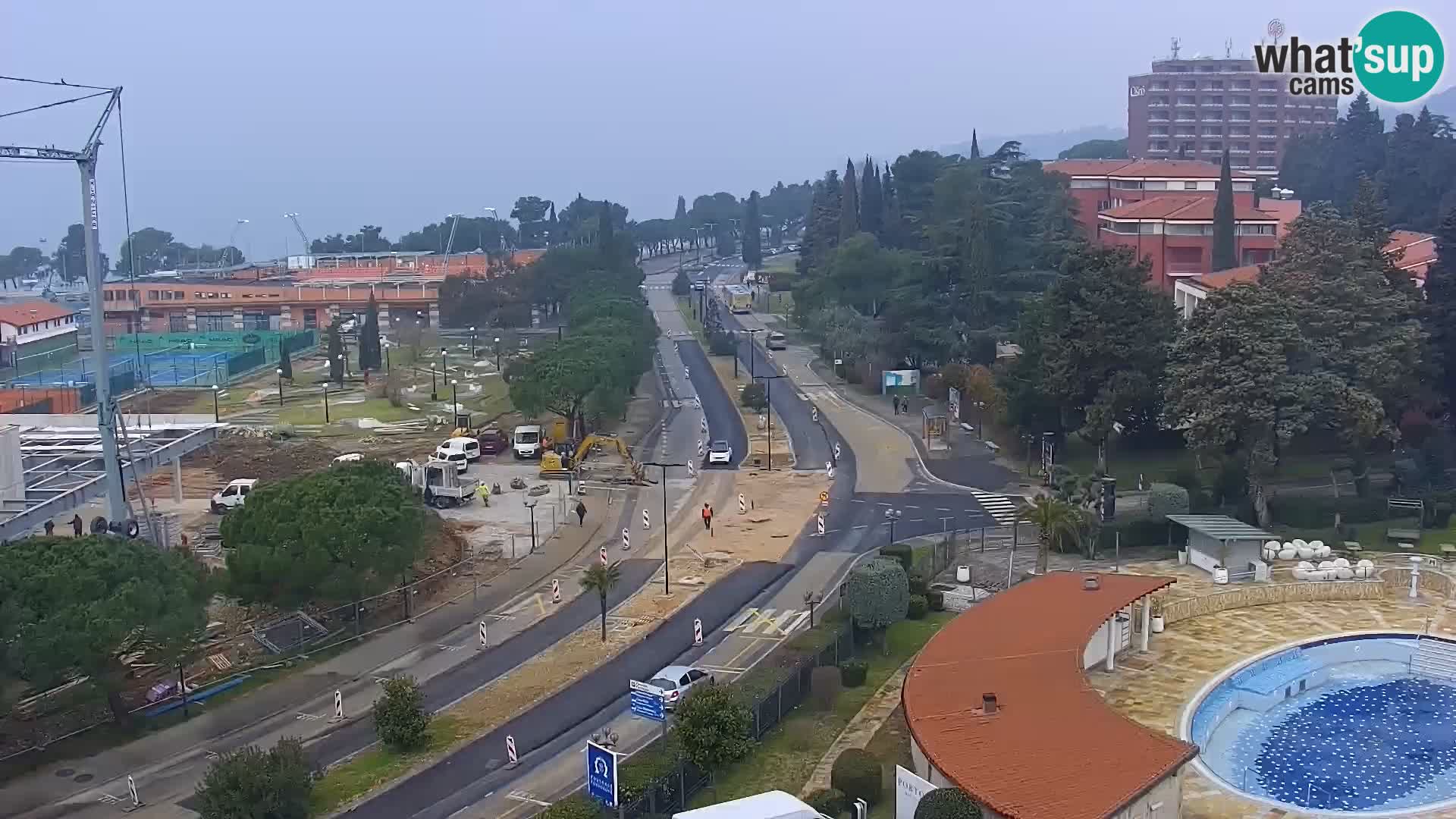 Portorož Live Webcam – vue sur la marina et les courts de tennis